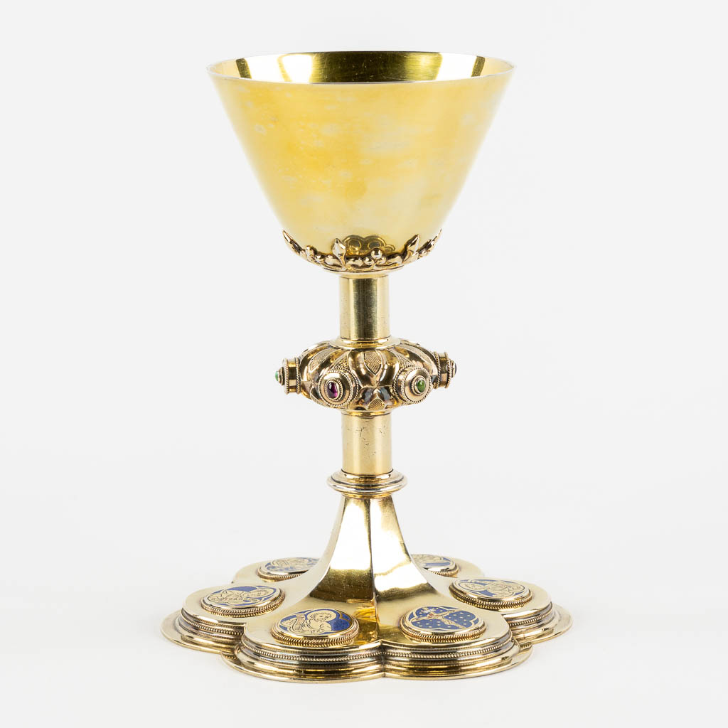 A. Bourdon-De Bruyne, Ghent, A Gothic Revival chalice with original case, Silver, 900/1000. 653g. 18 - Image 9 of 17