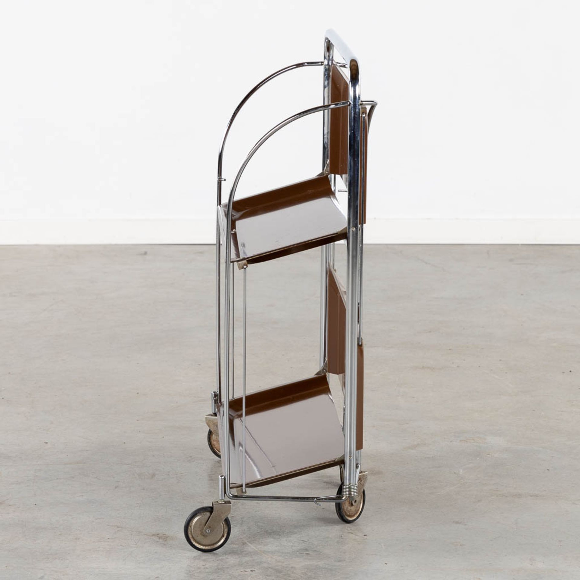 Bremshey Gerlinol, a foldable serving cart. (L:41 x W:79 x H:78 cm) - Bild 7 aus 10