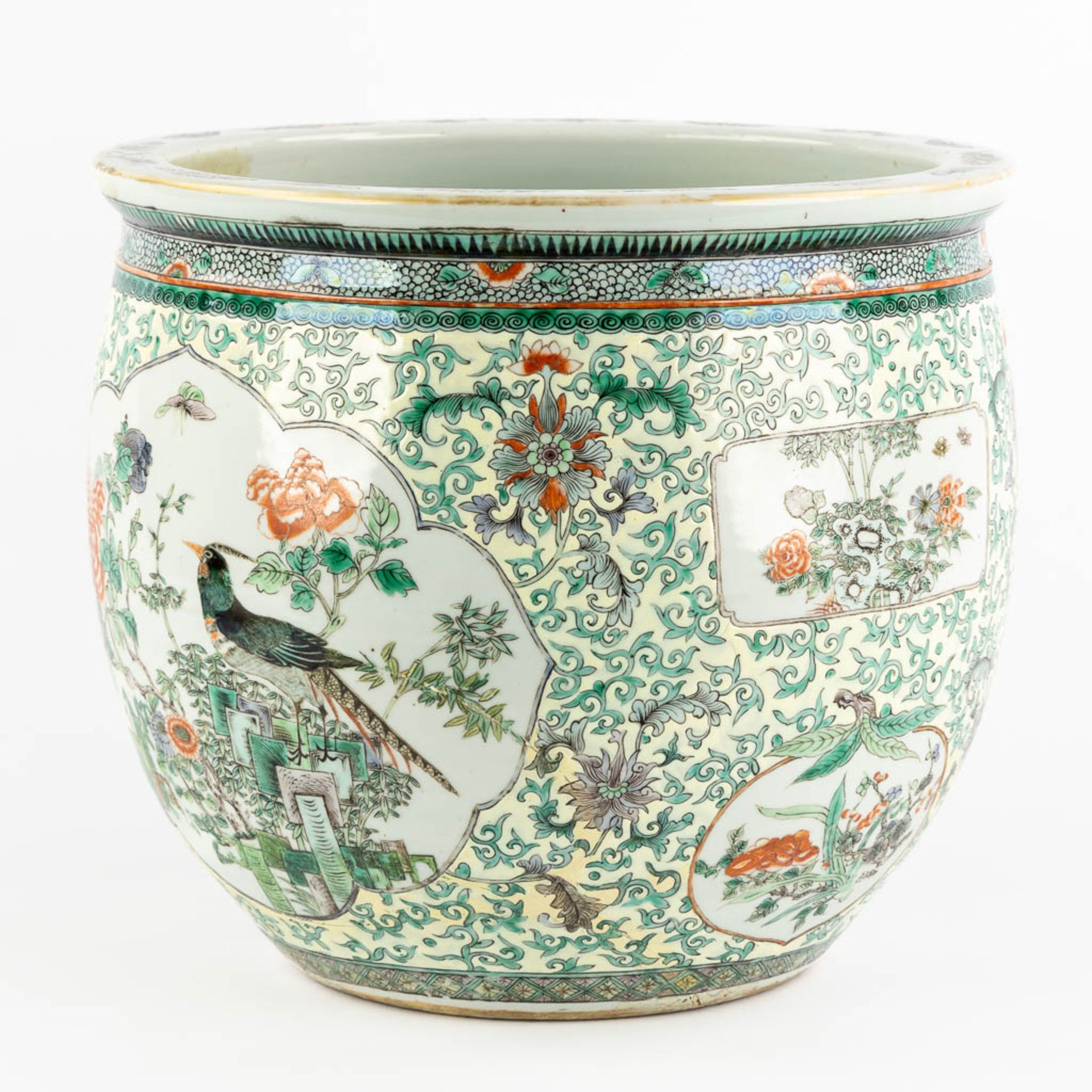 A Large Chinese Cache-Pot, Famille Verte decorated with fauna and flora. 19th C. (H:35 x D:40 cm) - Image 3 of 14