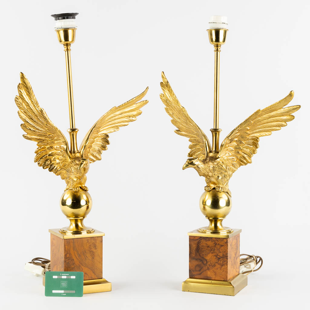 A pair of table lamps with Eagles, Hollywood Regency style. (L:15 x W:35 x H:63 cm) - Image 2 of 11