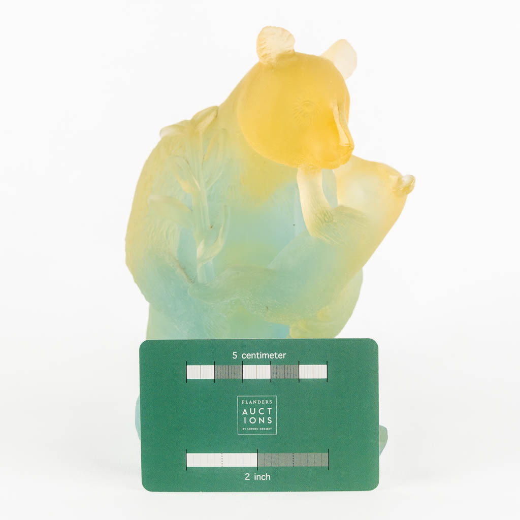 Daum, France 'Bear with a cub' pate de verre glass. (L:12 x W:11,5 x H:15,5 cm) - Bild 2 aus 9