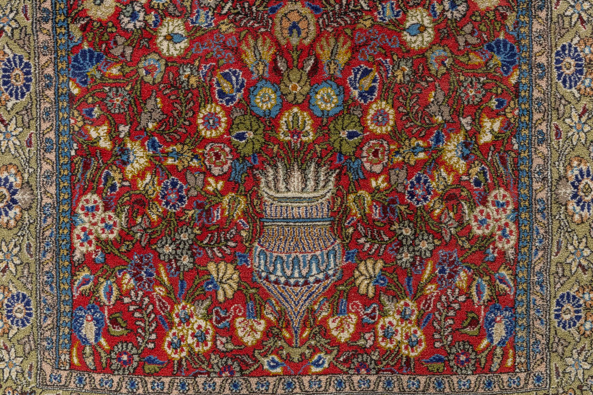 Two Oriental hand-made carpets, or prayer rugs. (L:175 x W:105 cm) - Bild 4 aus 13