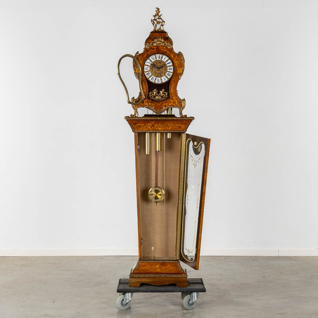 A cartel clock on a pedestal, Westminster movement, marquetry inlay and mounted with bronze. (L:29 x - Image 4 of 15