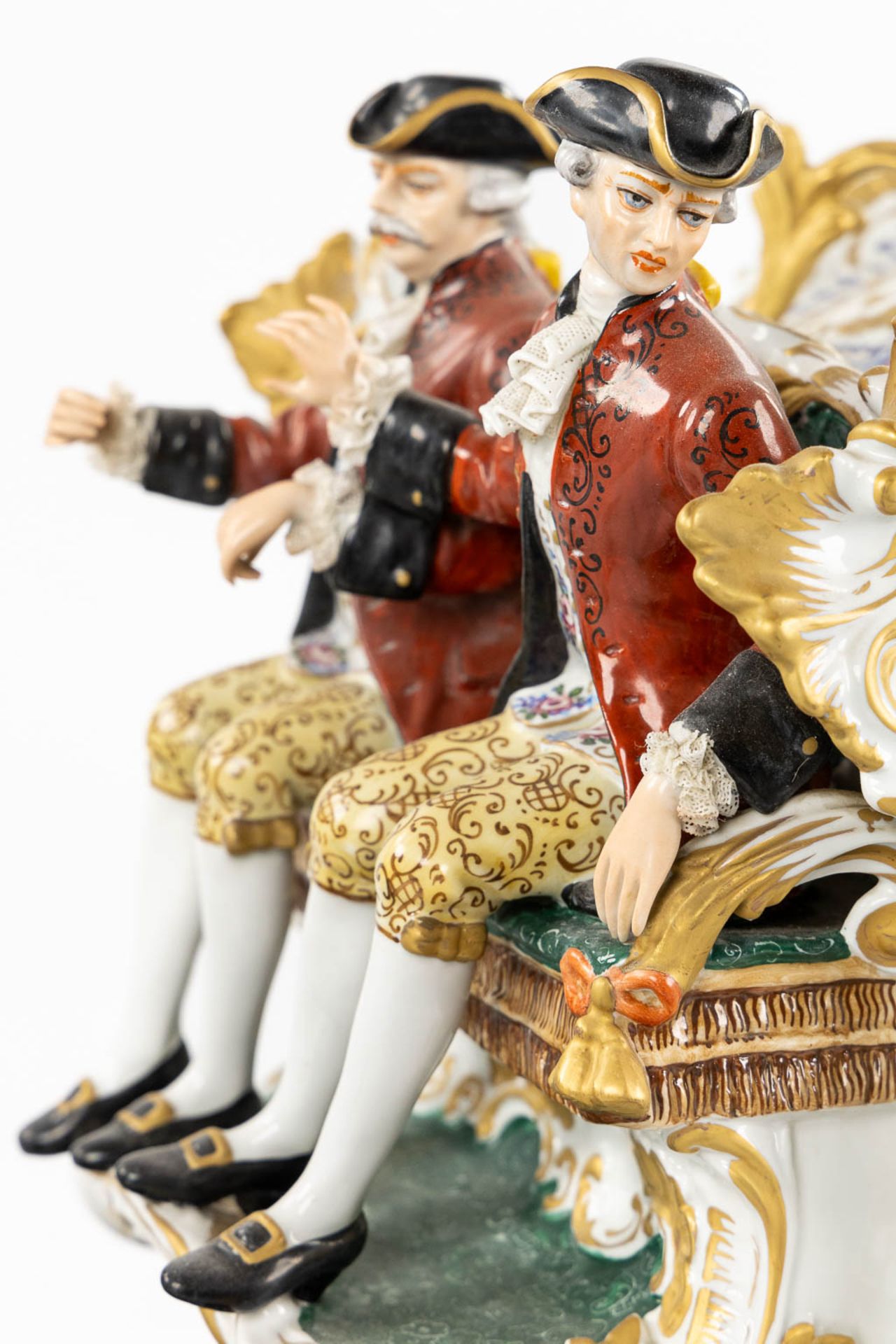 Capodimonte, an exceptionally large horse-drawn carriage, polychrome porcelain. (L:90 x W:40 x H:54  - Bild 4 aus 14