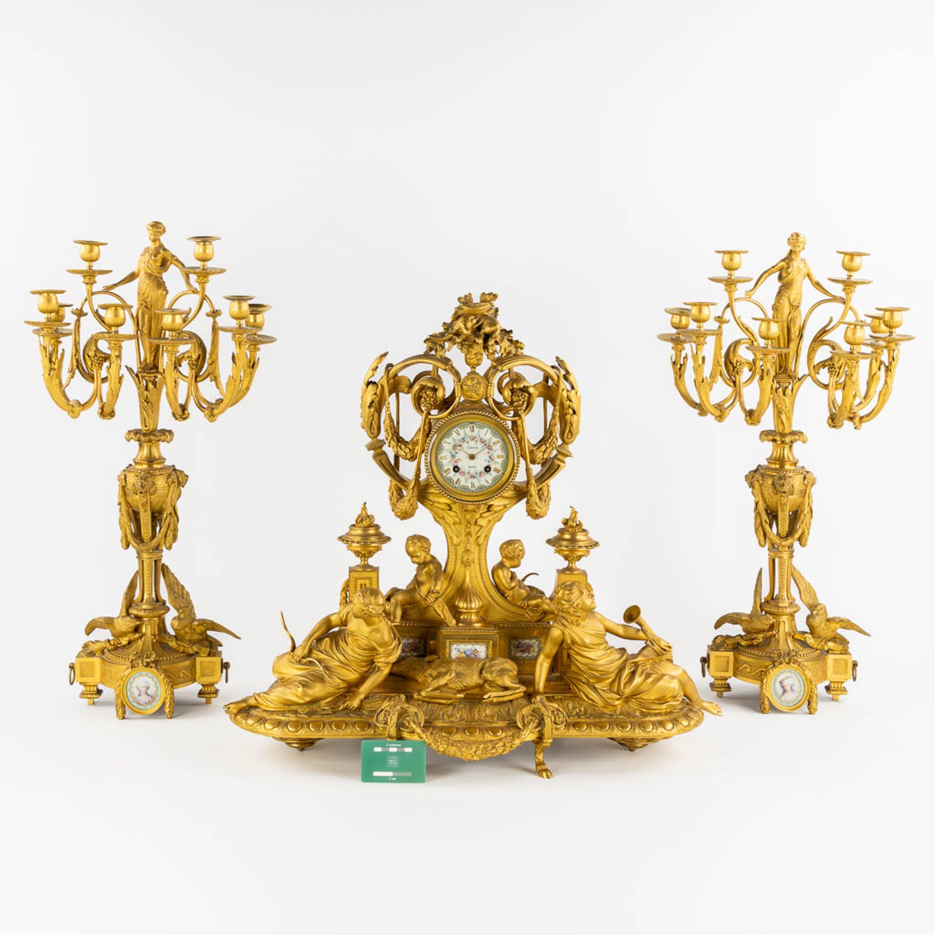 Lerolle Paris, a three-piece mantle garniture clock and candelabra, gilt bronze. France, 19th C. (L: - Bild 2 aus 21