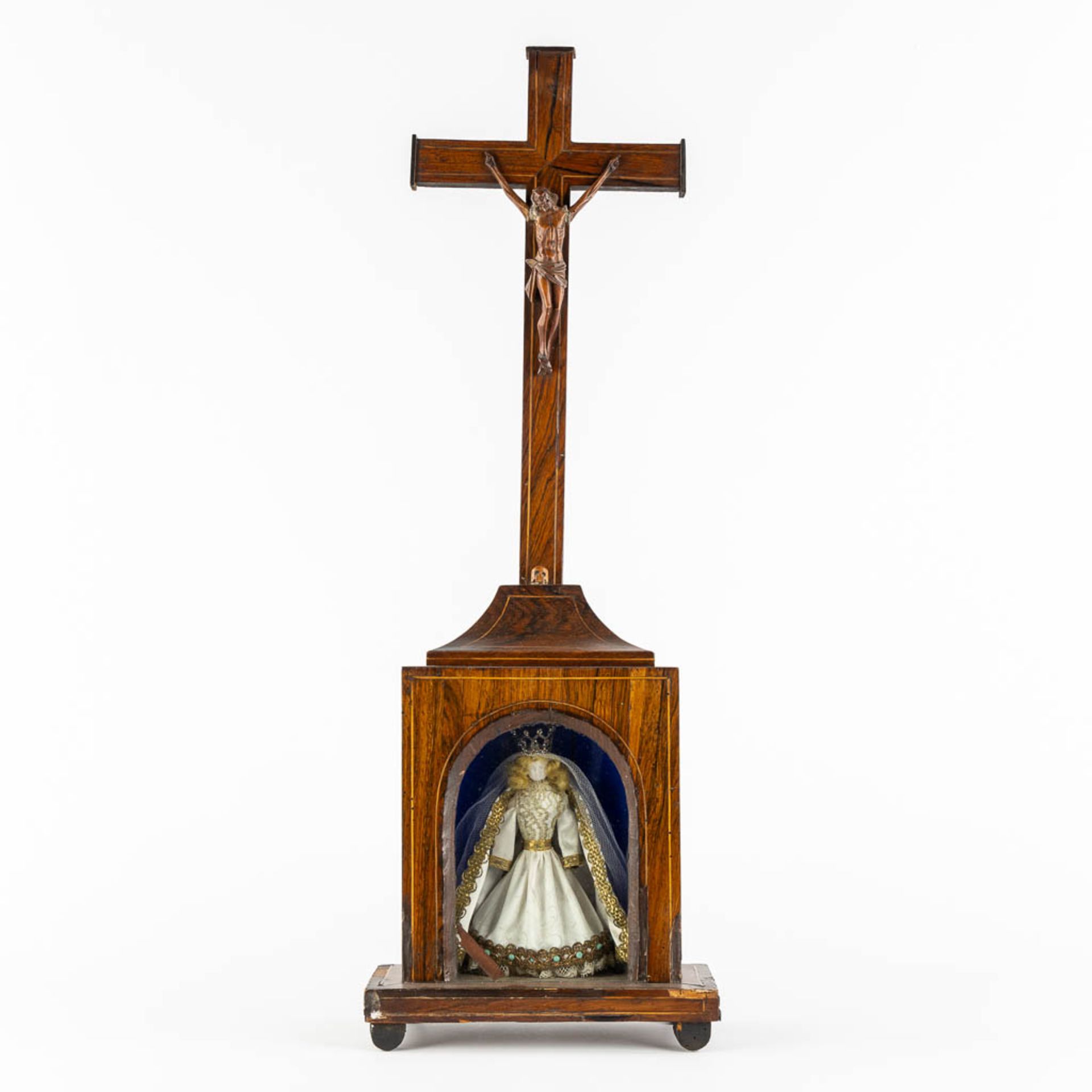 A crucifix with a chapel, mahogany. 19th C. (L:12 x W:24 x H:70 cm)