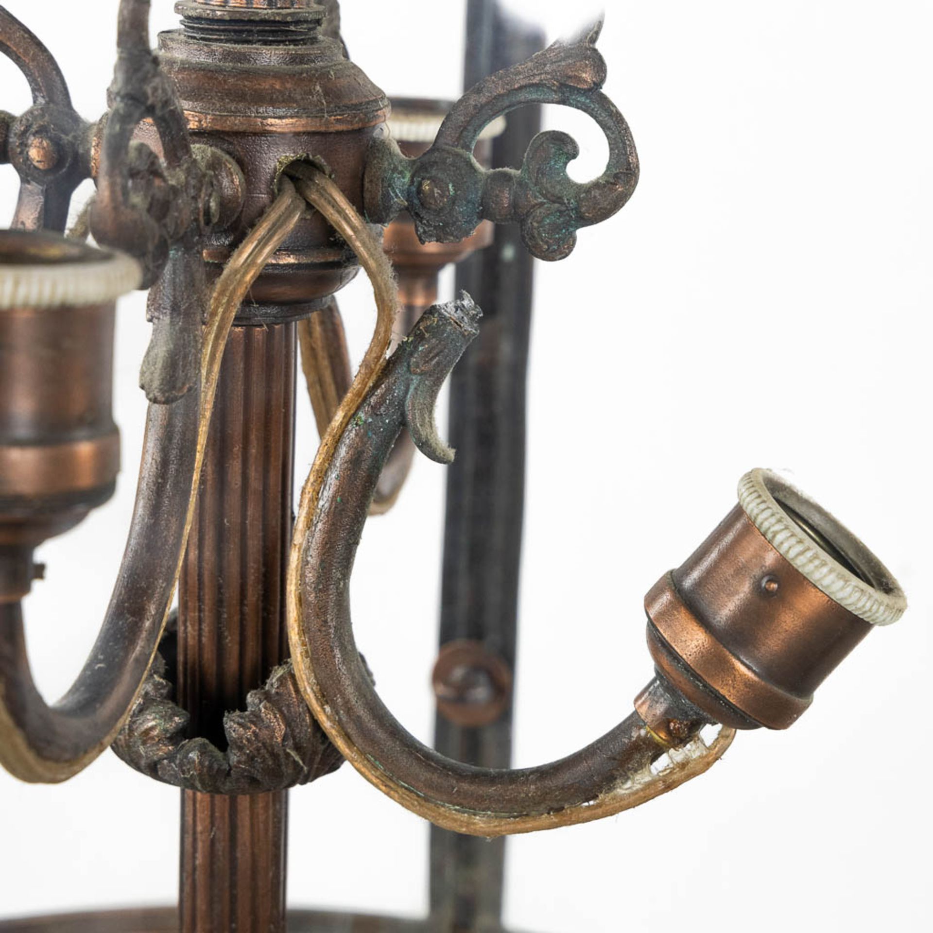 A large lantern, patinated metal and glass. Circa 1900. (H:144 x D:45 cm) - Bild 7 aus 12
