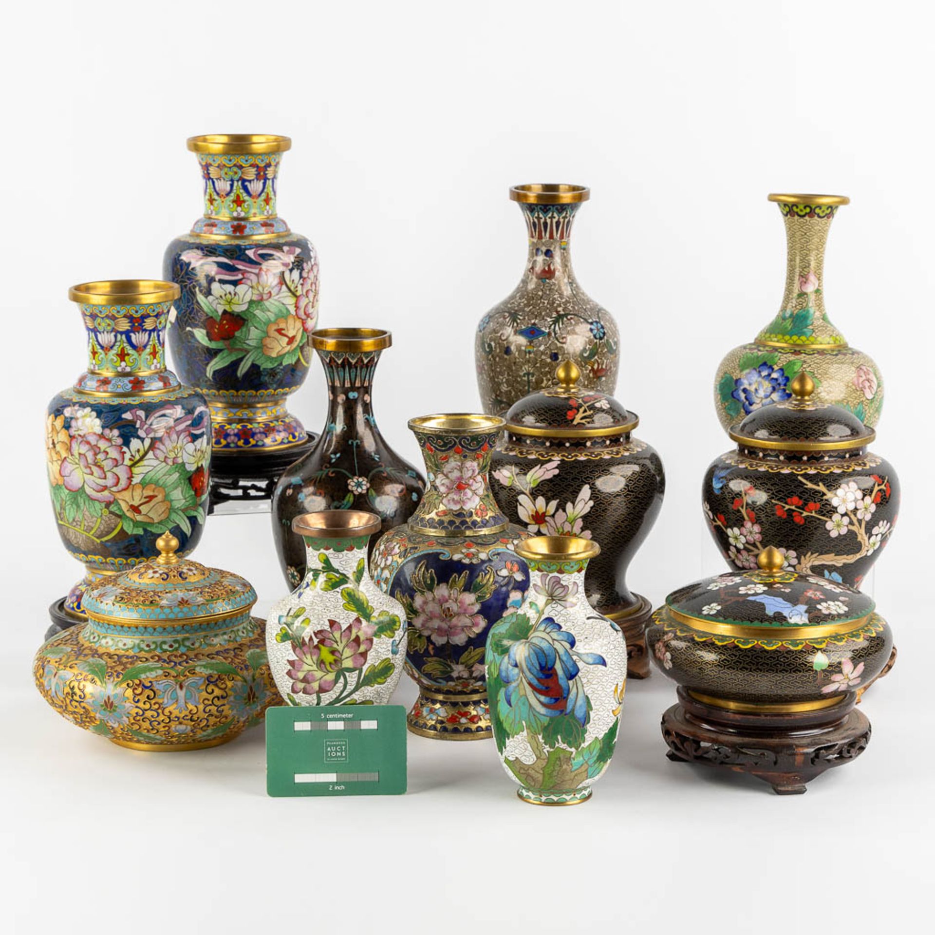 Twelve pieces of Cloisonné enamelled vases and trinklet bowls. Three pairs. (H:23 cm) - Image 2 of 14