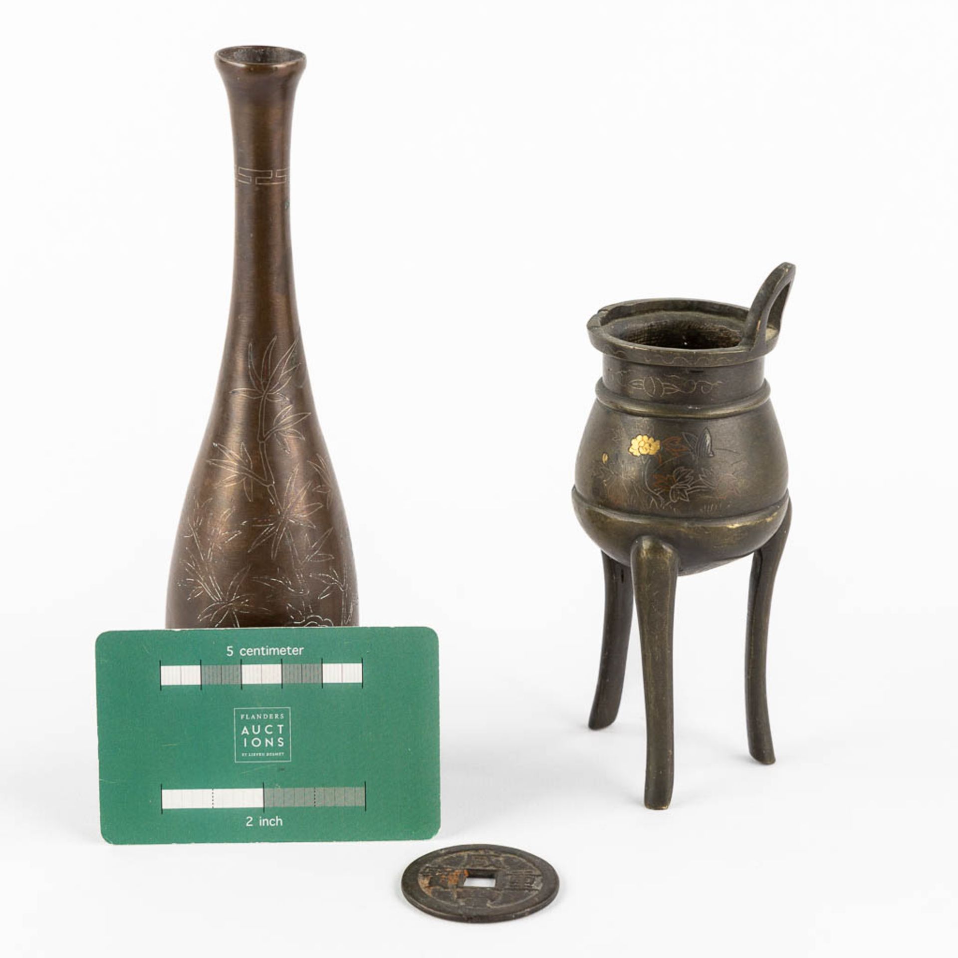 A Chinese insence burner, vase and a lucky coin. Bronze. (H:19 x D:5 cm) - Image 2 of 19