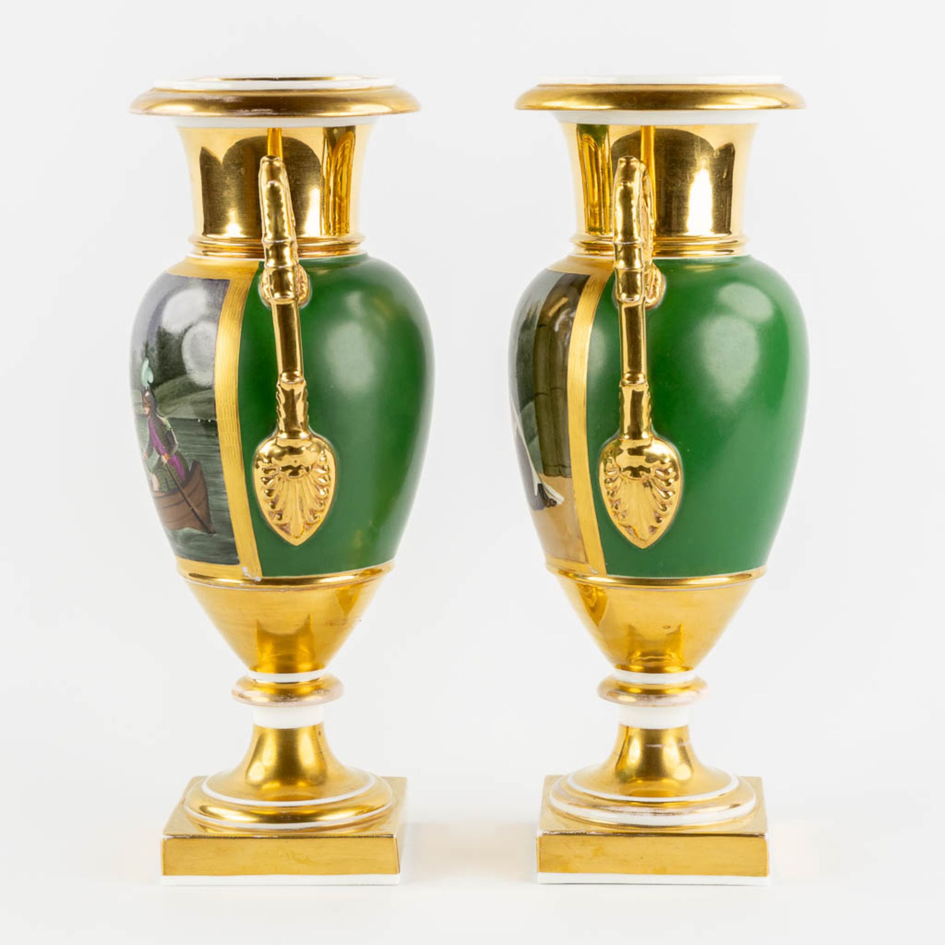 A pair of Vieux Paris vases, Empire style. 19th C. (L:15 x W:20 x H:38,5 cm) - Image 5 of 11