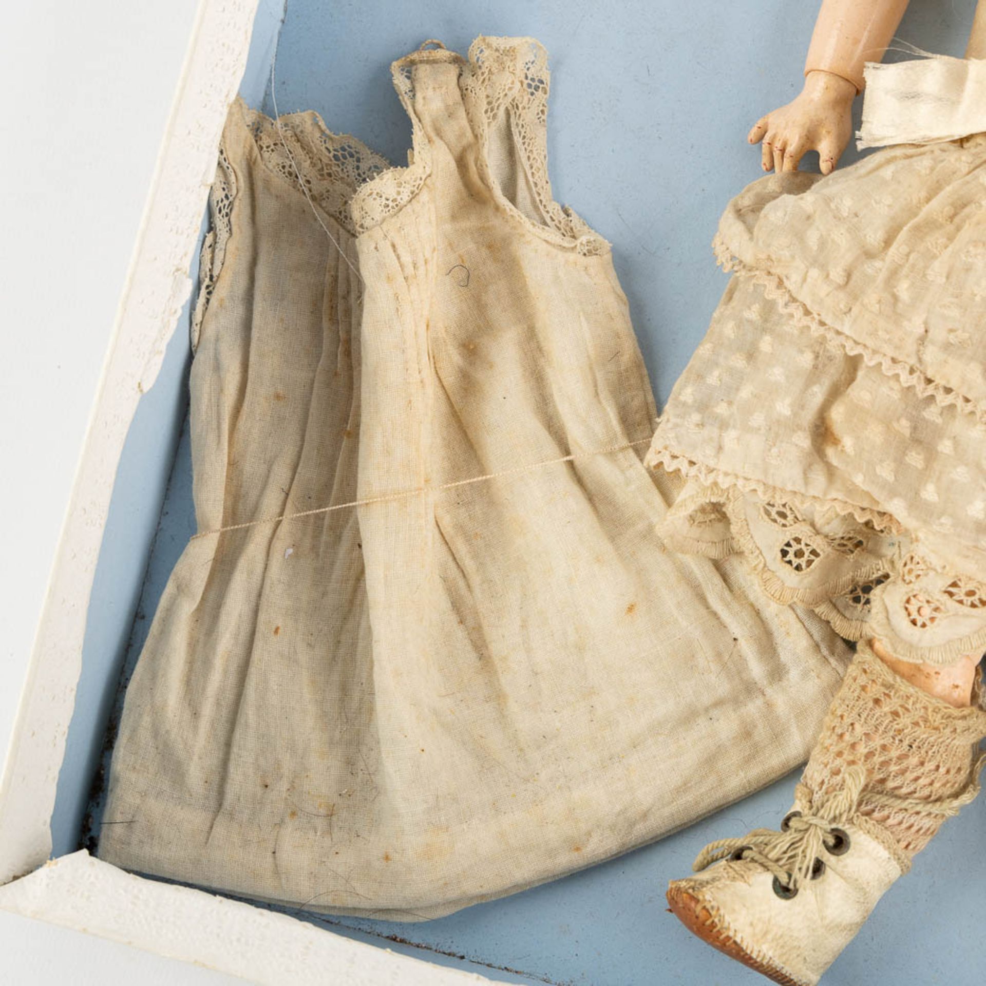 ABG Alt Beck en Gottschalk, model 1367, a vintage doll with clothes. (H:33 cm) - Bild 6 aus 11