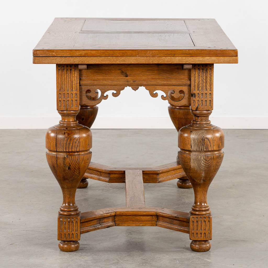 An antique table, oak, 19th C. (L:76 x W:140 x H:78 cm) - Image 10 of 13