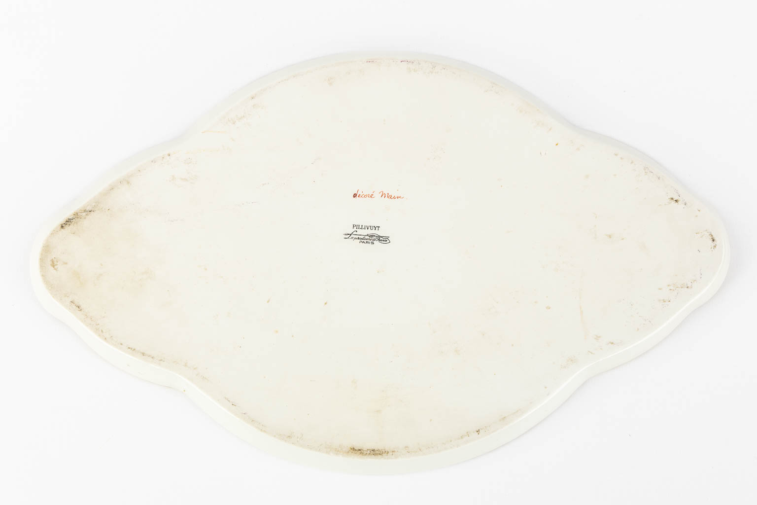 Pillivuyt, Paris, a tureen on a plate and an oval bowl. 20th C. (L:23 x W:36 x H:20 cm) - Image 16 of 21
