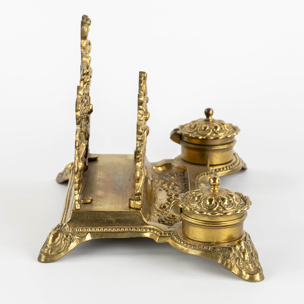 A letter holder and ink pot, polished bronze. (L:20 x W:30 x H:19 cm) - Image 6 of 14
