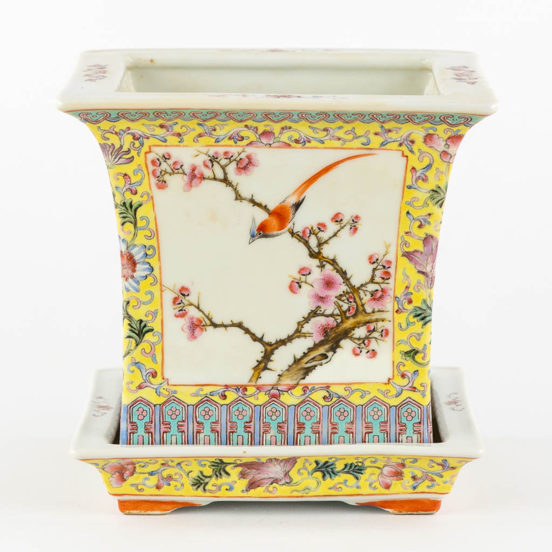 A Chinese Cache Pot, Famille Rose decorated with fauna and flora. (L:18 x W:18 x H:17,5 cm) - Image 4 of 13