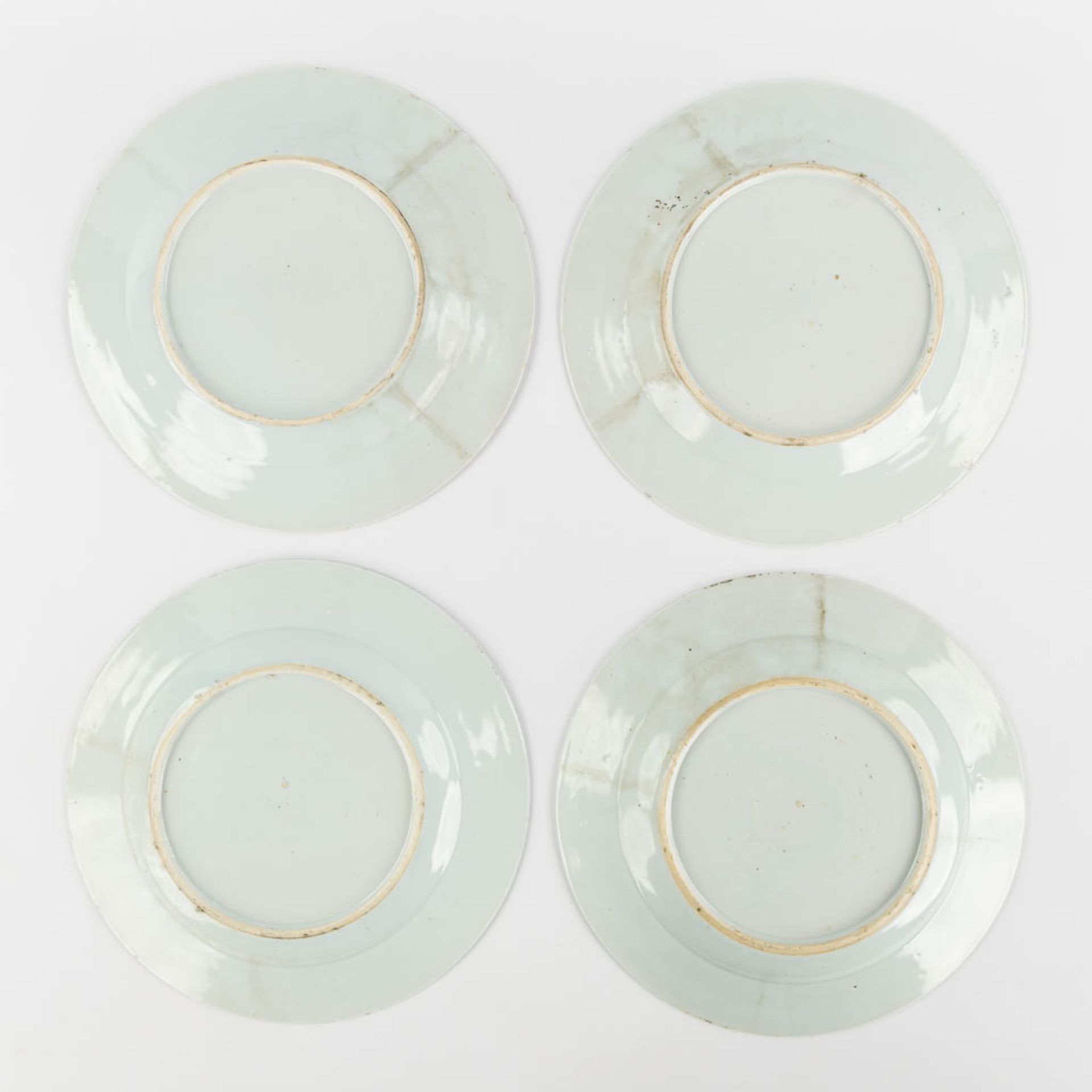 Fifteen Chinese cups, saucers and plates, blue white and Famille Roze. (D:23,4 cm) - Image 4 of 15