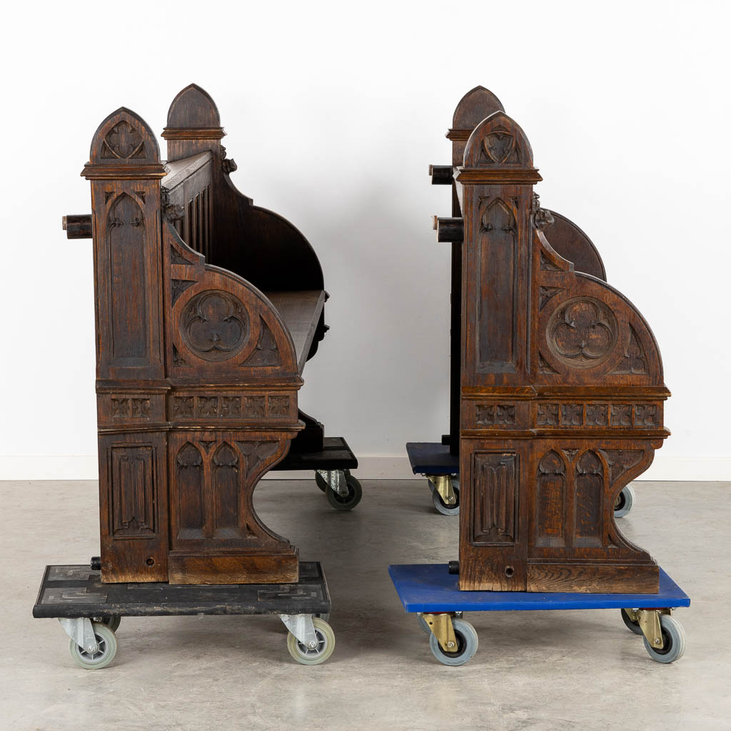 6 identical 'Church Benches' sculptured oak, Gothic Revival. (L:46 x W:164 x H:100 cm) - Image 4 of 12