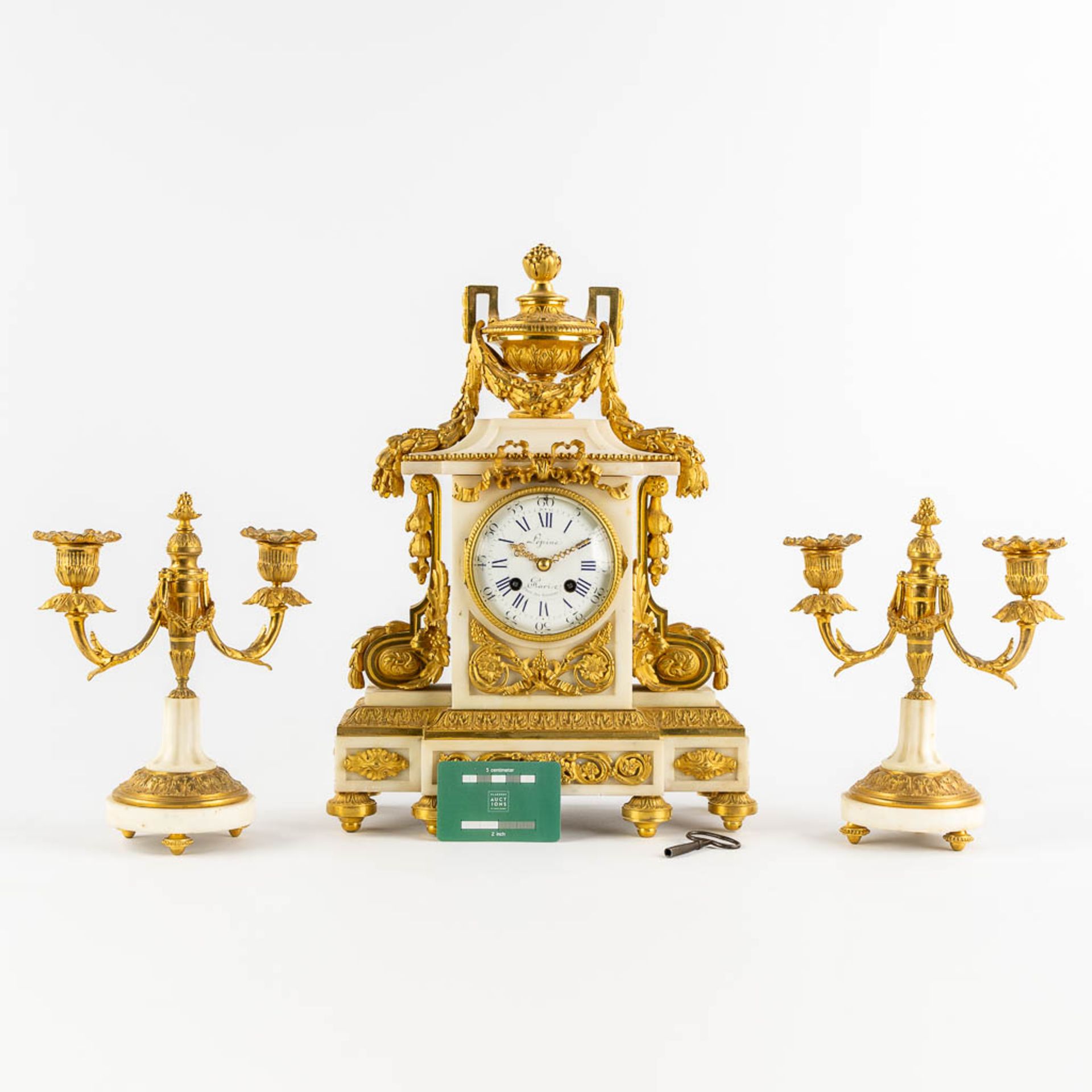Lépine, a three-piece mantle garniture clock and candelabra. France, 19th C. (L:15 x W:31 x H:42 cm) - Image 2 of 10