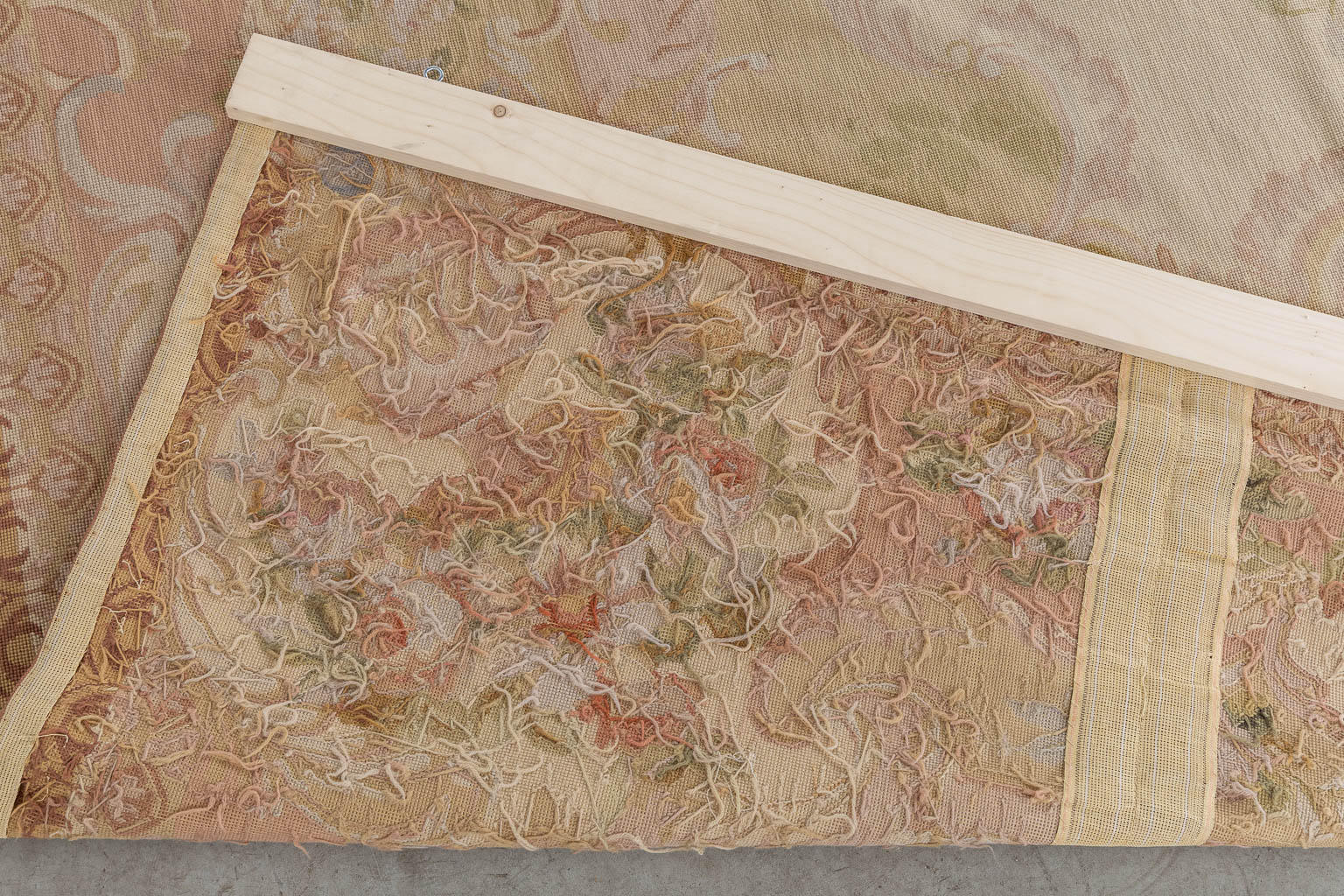 A pair of large Aubusson carpets. (L:304 x W:240 cm) - Image 21 of 21