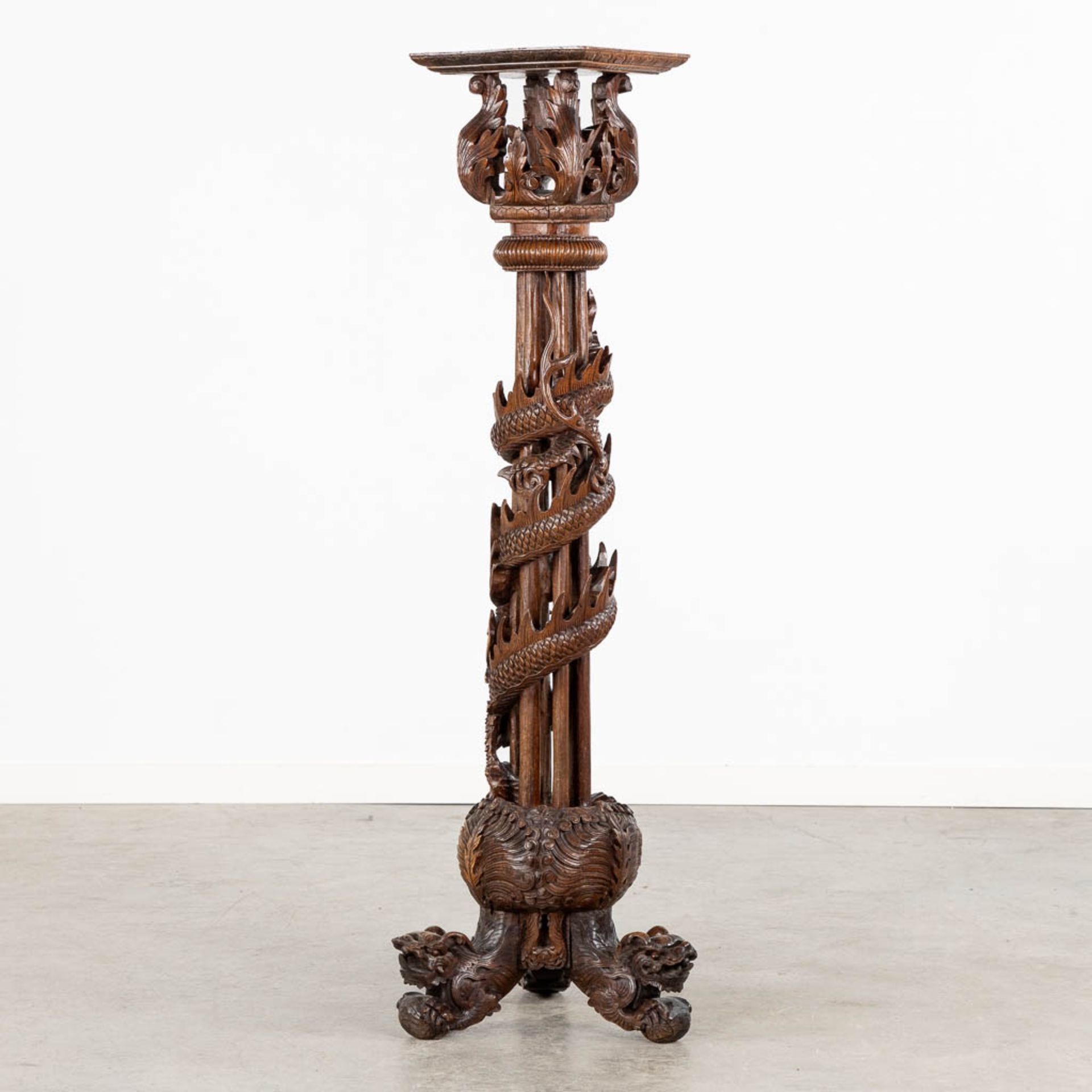 A Oriental hardwood pedestal with a sculptured dragon. (W:42 x H:125 cm) - Image 4 of 13