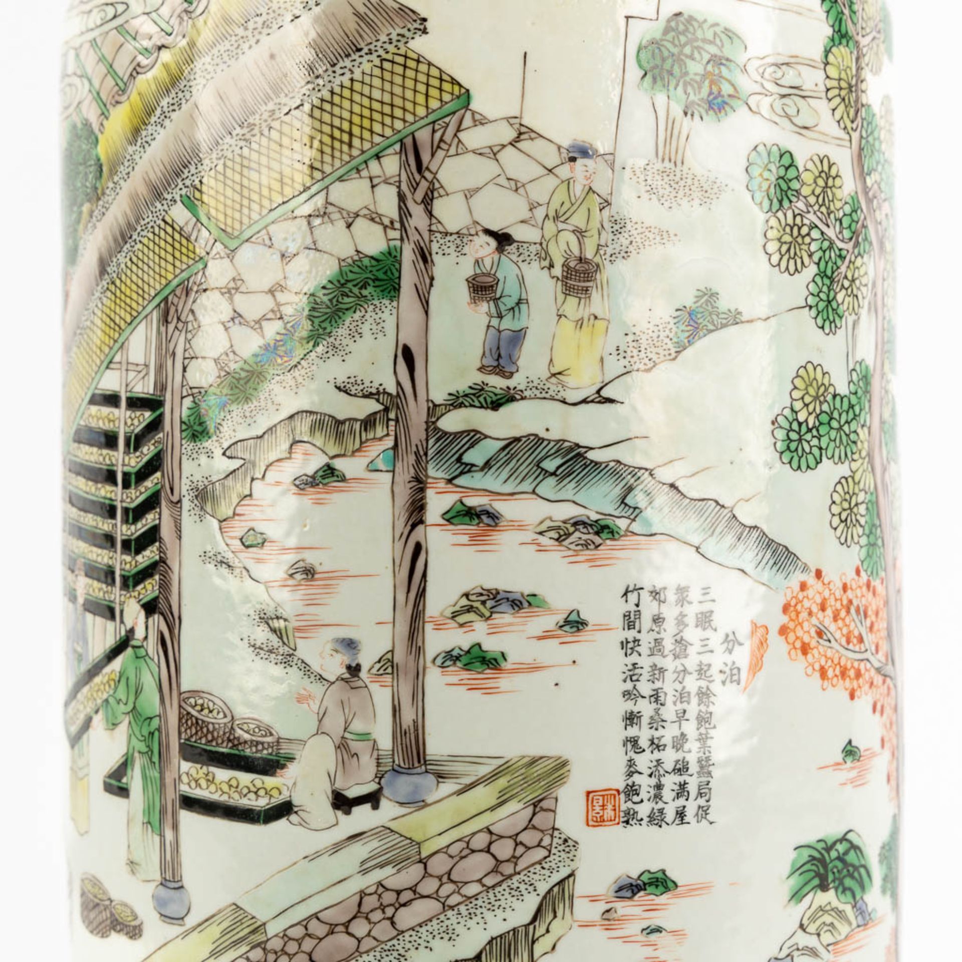 A Chinese Famille Verte 'Roulleau' vase with scènes of rice production. (H:46 x D:18 cm) - Image 11 of 13