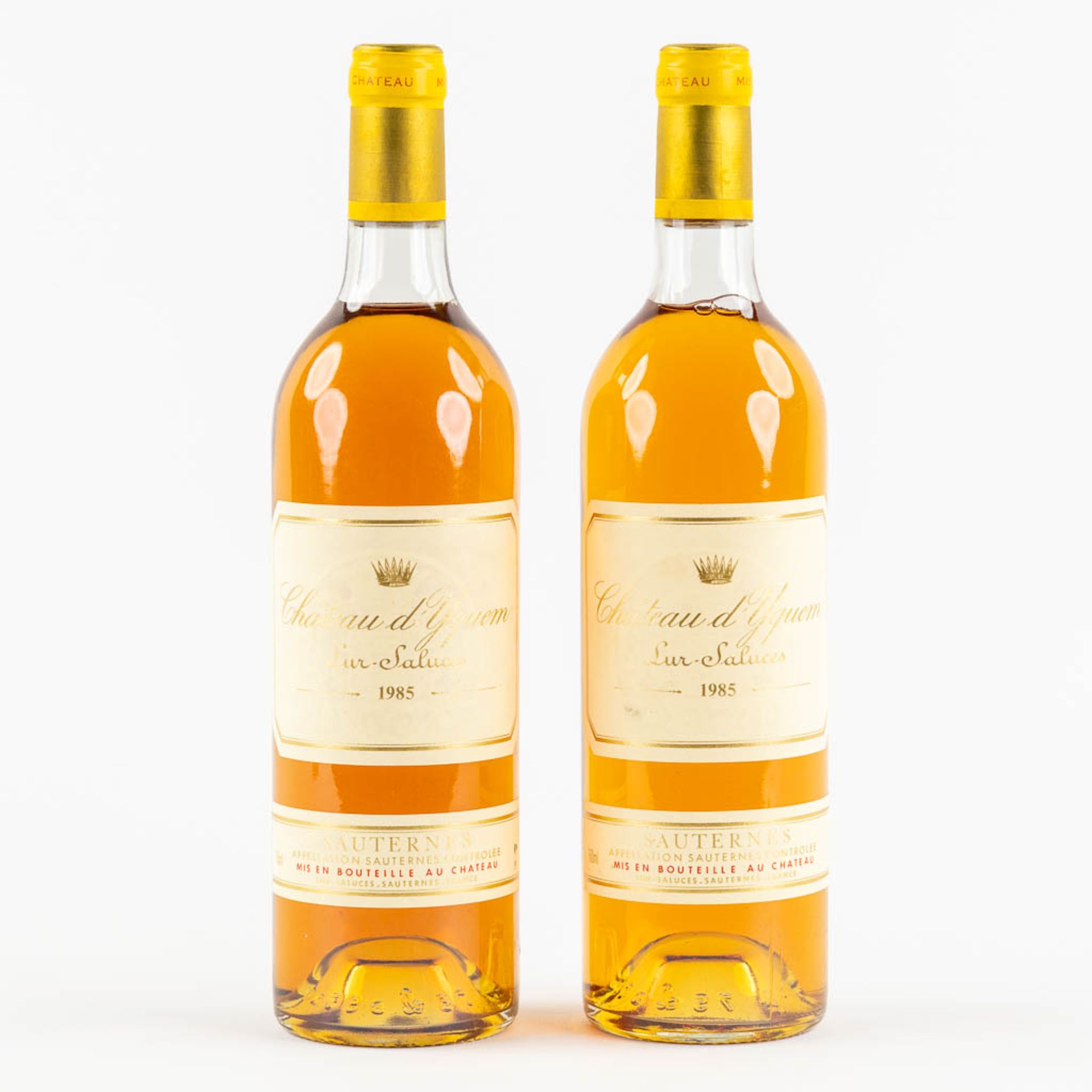 1985 Château d'Yquem, Sauternes, 2 bottles. 