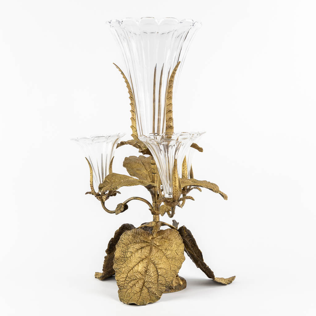 An 'Epergne' or 'Table Centerpiece', bronze and glass trumpet vases. (H:71 x D:44 cm) - Image 3 of 11