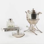 A coffee pot, inkpot and ink blotter, Sweden, silver. 1,815kg. (L:15 x W:25 x H:35 cm)