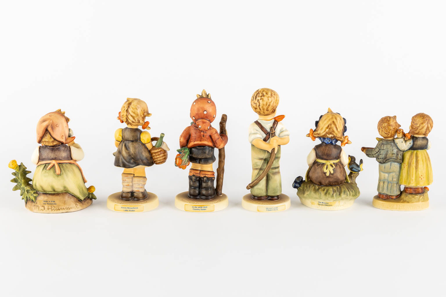 Hummel, 12 figurines, polychrome porcelain. (H:15 cm) - Image 8 of 9