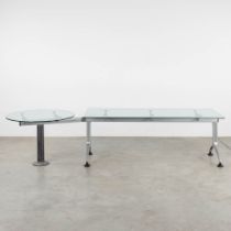 Frezza Tiper B2B, Desk, aluminium with two glass table tops. (L:90 x W:318 x H:73 cm)