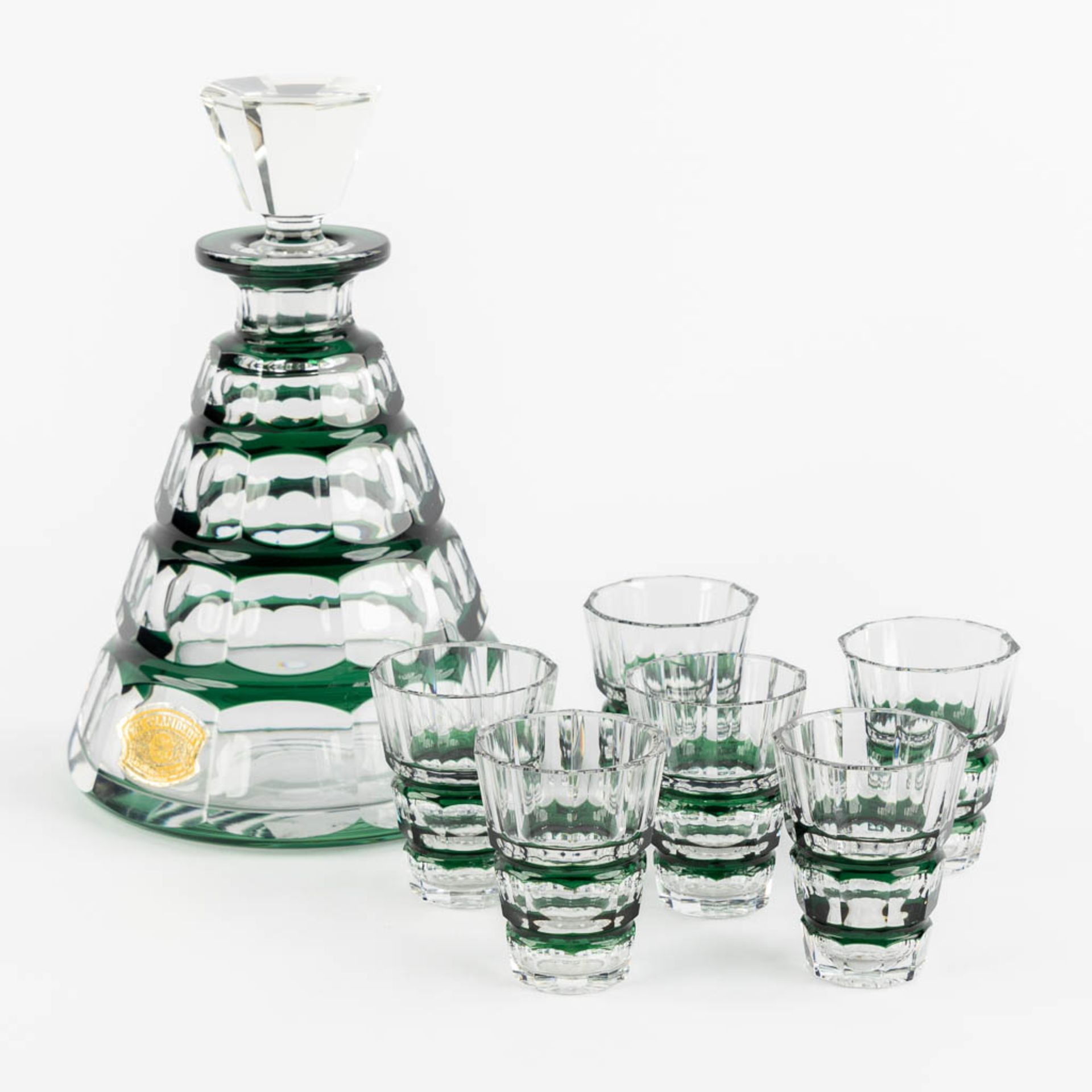 Val Saint Lambert, a carafe and 6 glasses. (H:23 x D:15 cm)