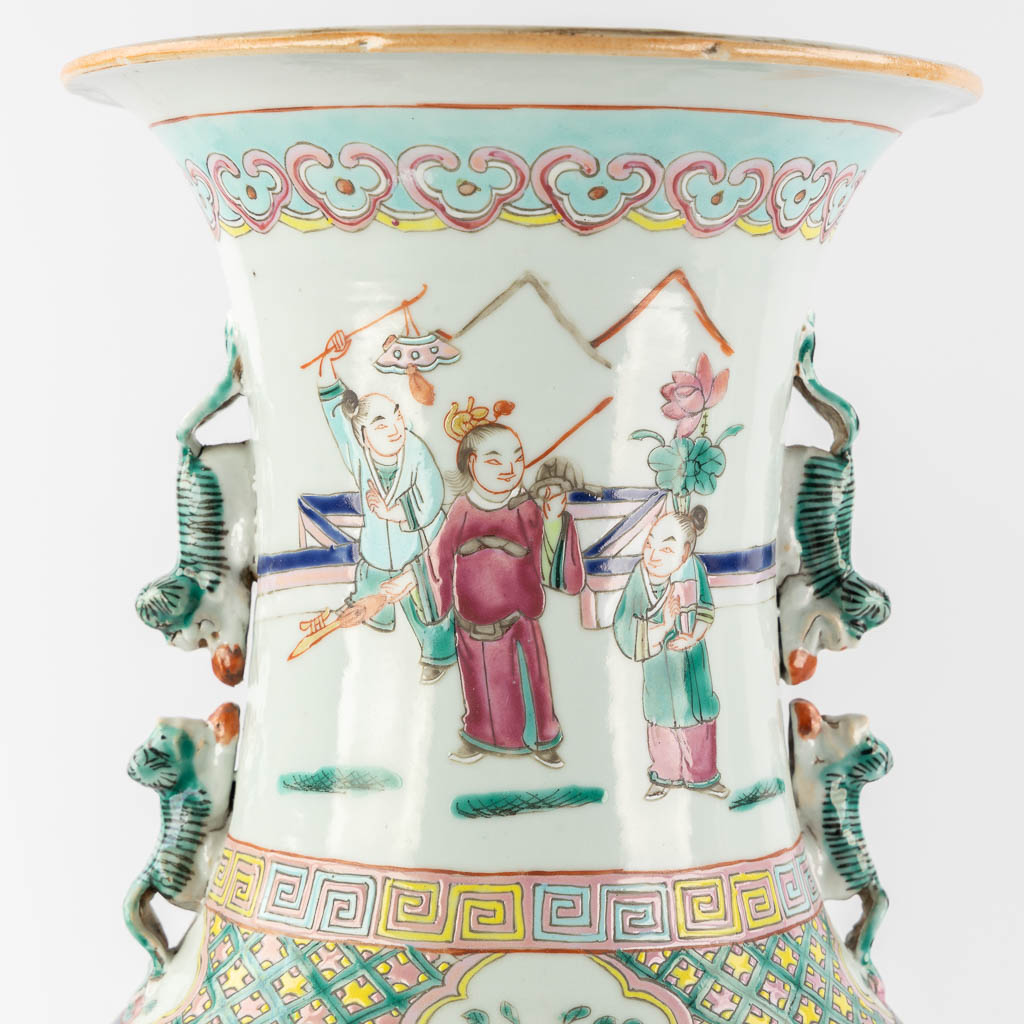 A pair of Chinese Famille Rose vases, Parade with dragons. (H:60 x D:23 cm) - Image 8 of 11