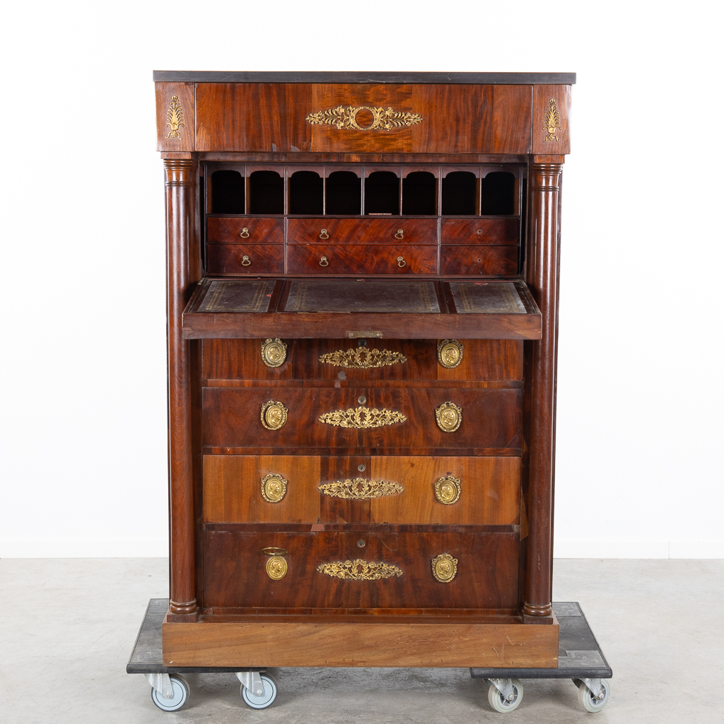 An antique 'Secretaire' cabinet, France, Empire Period. 19th C. (L:57 x W:101 x H:147,5 cm) - Image 3 of 14