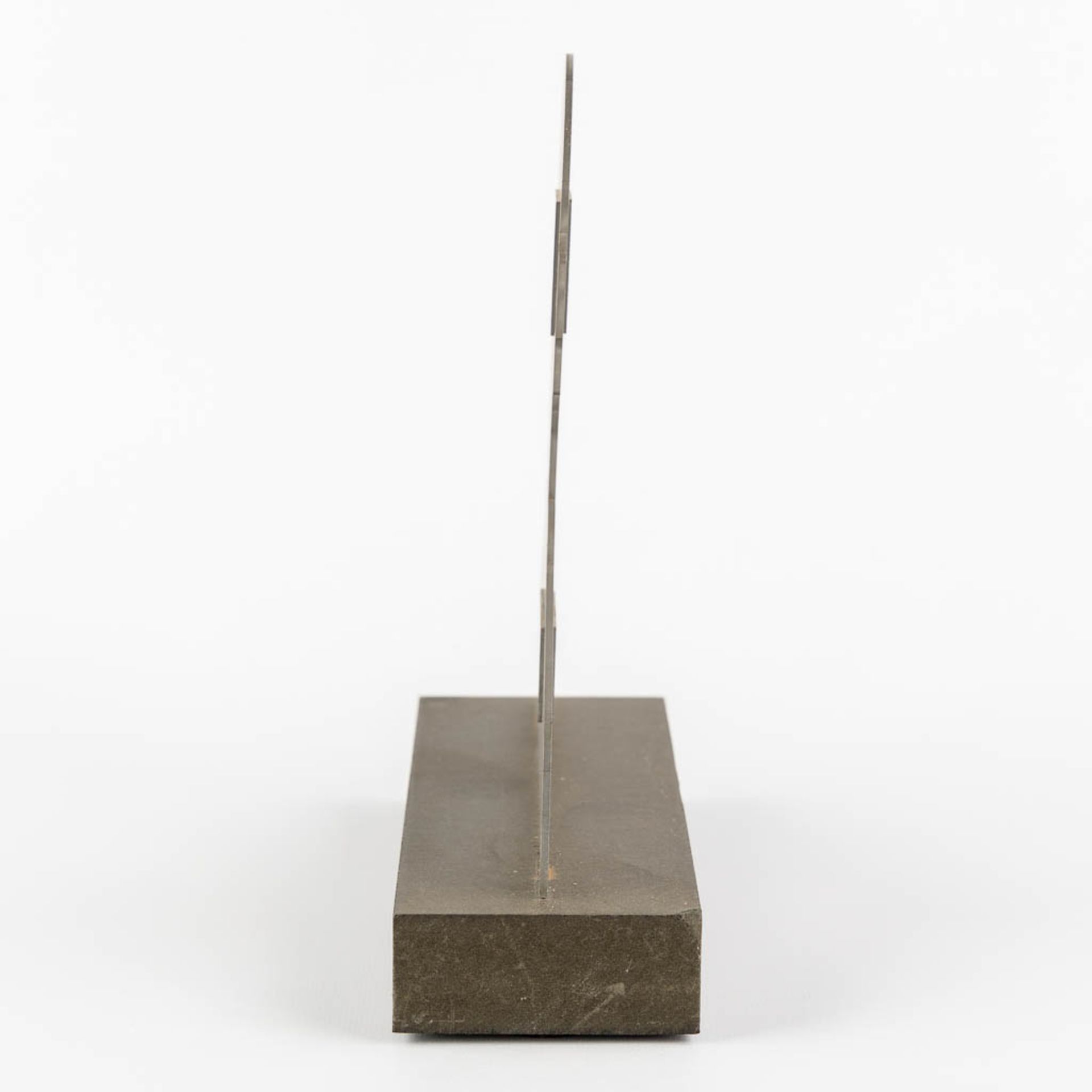 Roger RAVEEL (1921-2013) 'Een confrontatie' 2001. (L:7,5 x W:27 x H:23 cm) - Image 6 of 12