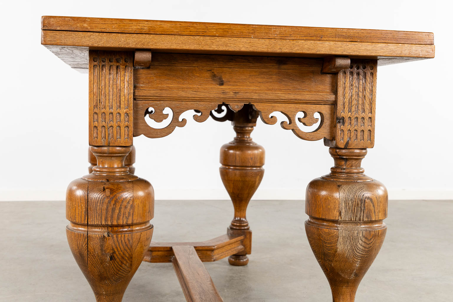 An antique table, oak, 19th C. (L:76 x W:140 x H:78 cm) - Image 11 of 13
