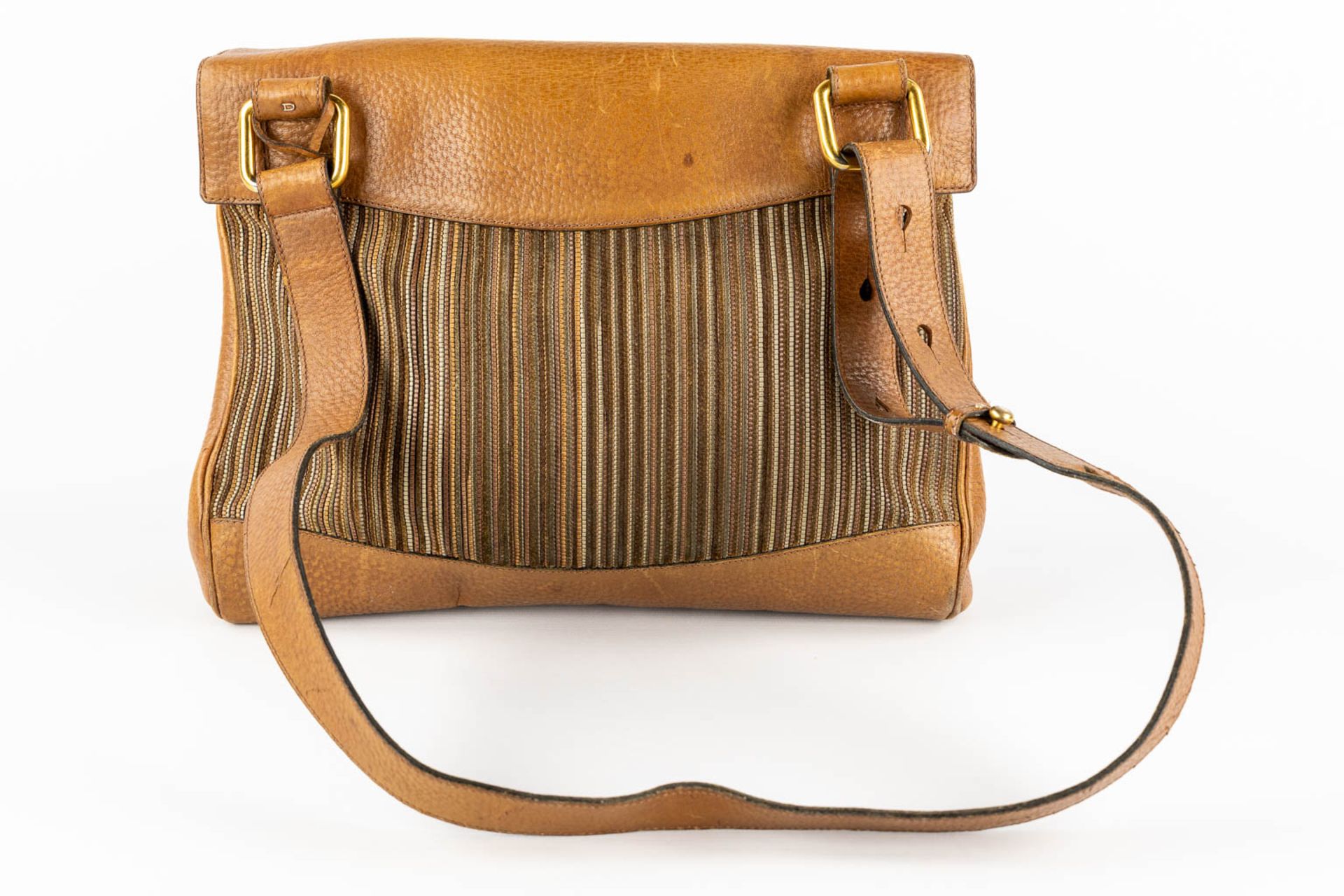 Delvaux, a handbag, added 'Airess', a toilet bag. (W:34 x H:29 cm) - Bild 16 aus 23