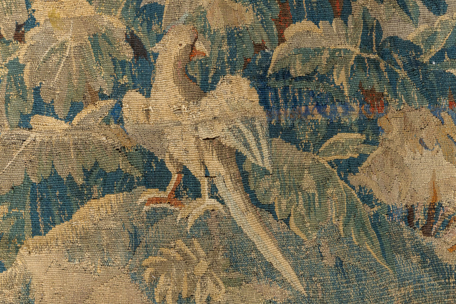 An antique Tapissery, decorated with fauna and flora. 17th C. (L:400 x W:260 cm) - Image 7 of 12