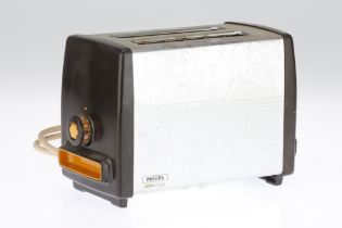 A Philips Automatic Toaster Model HD 4139,