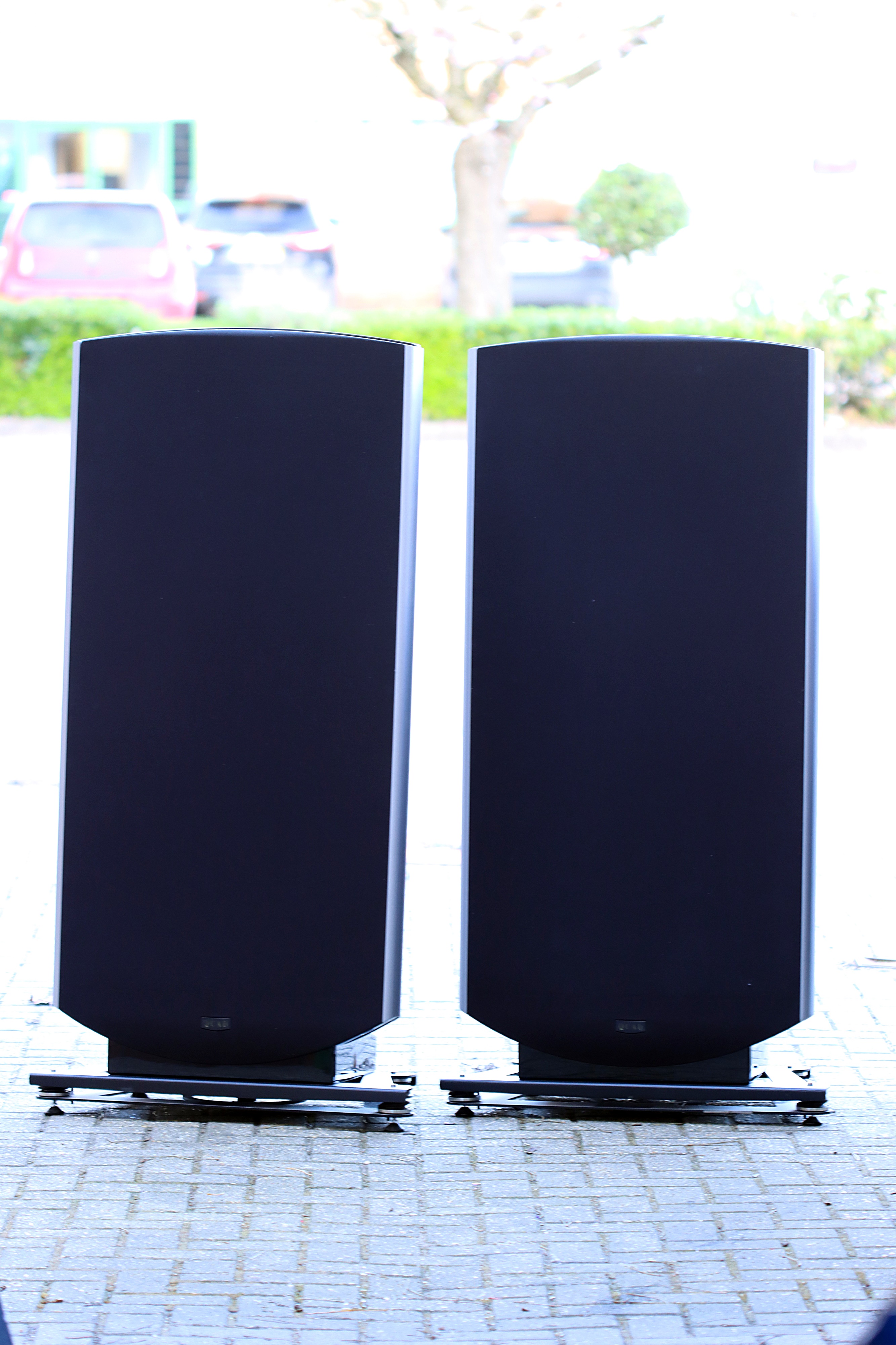 A Pair of Quad ELS2905 Electrostatic Speakers,