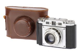 A Braun Gloria Medium Format Uncoupled Rangefinder Camera,