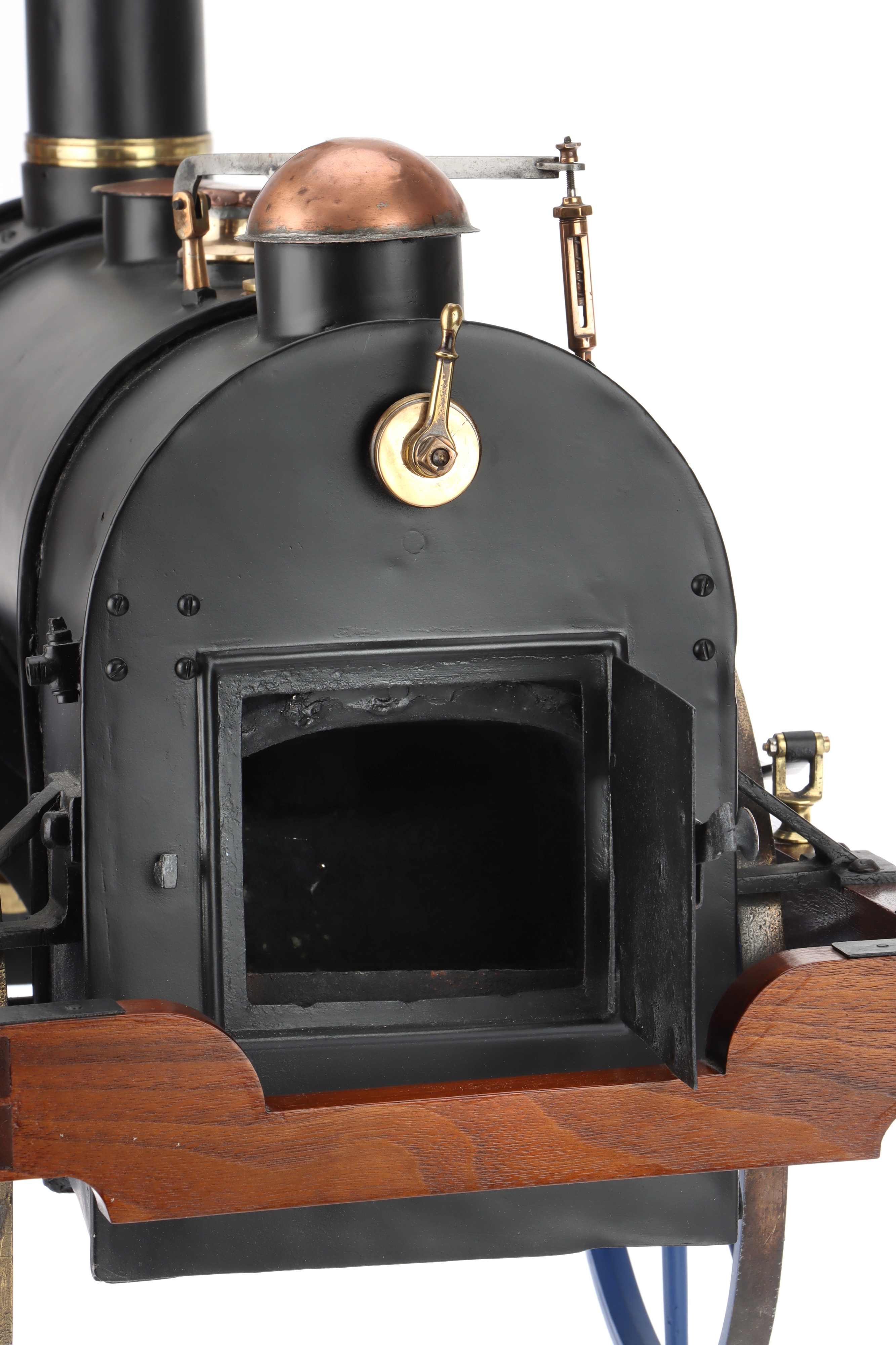 A Historically Important Period Model of Stephenson’s 2-2-0 Planet Steam Locomotive, - Image 5 of 6