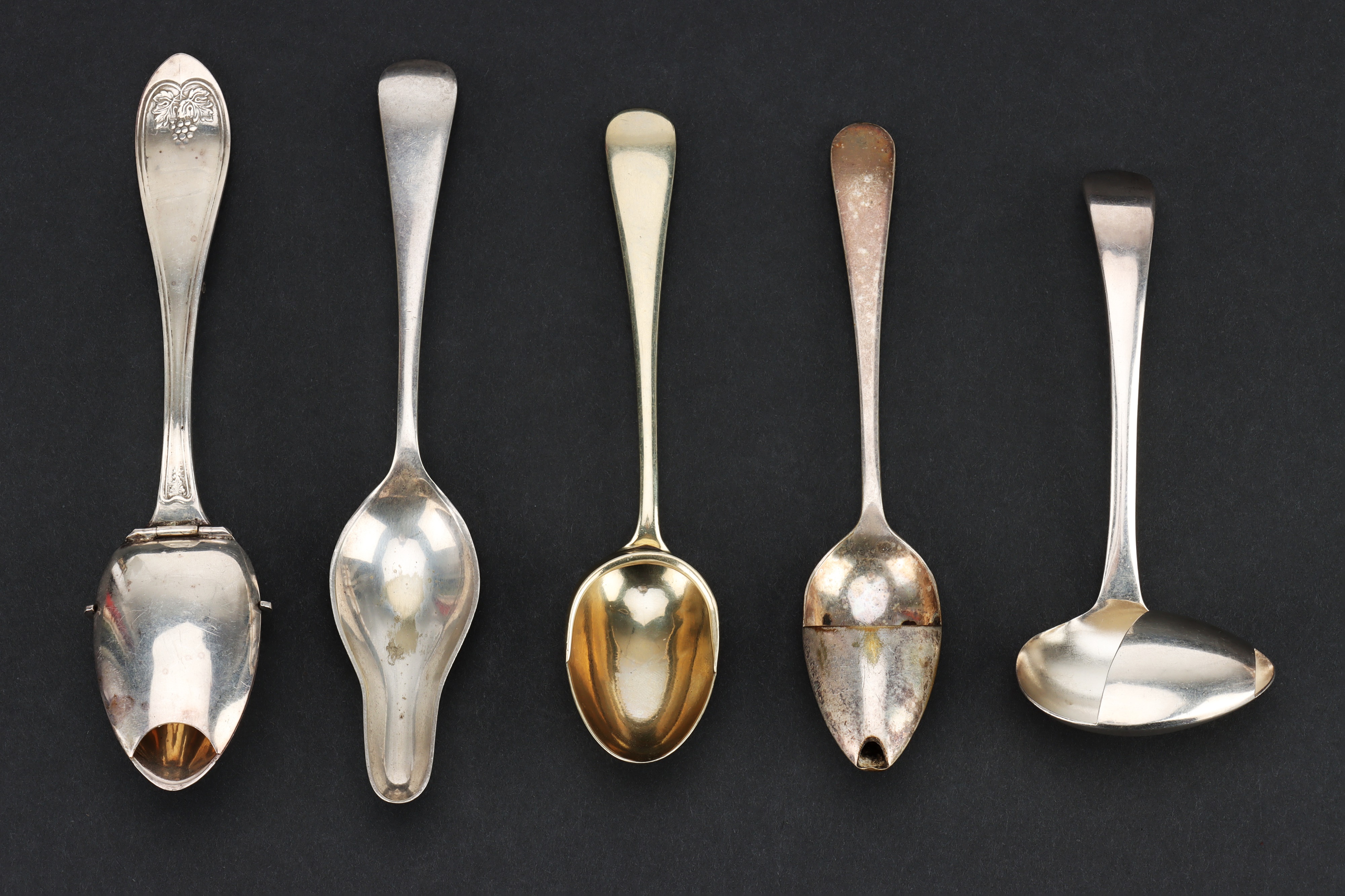 Five Spoons,