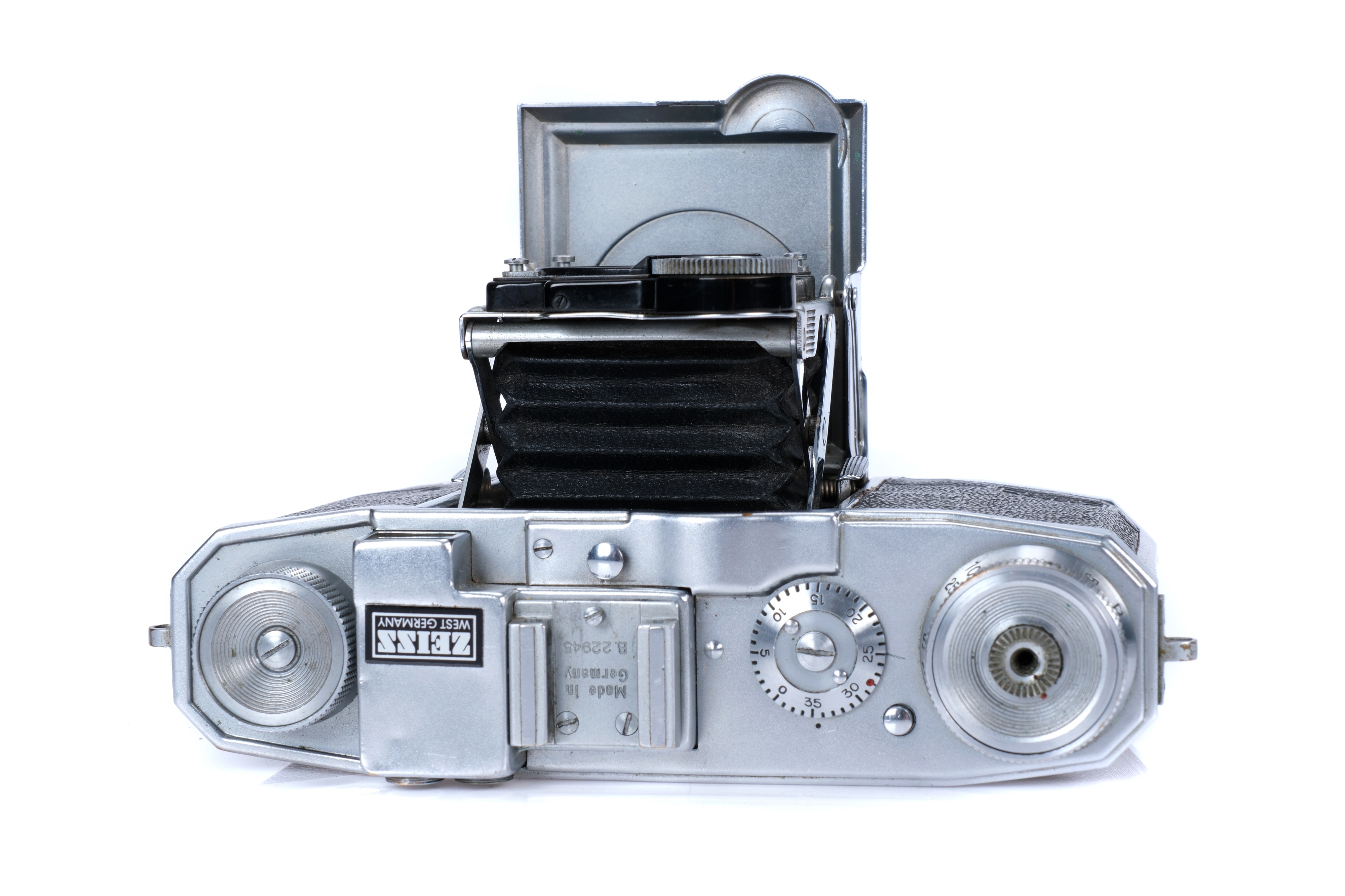 A Zeiss Ikon Super Nettel II (537/24) Rangefinder Camera, - Image 5 of 5