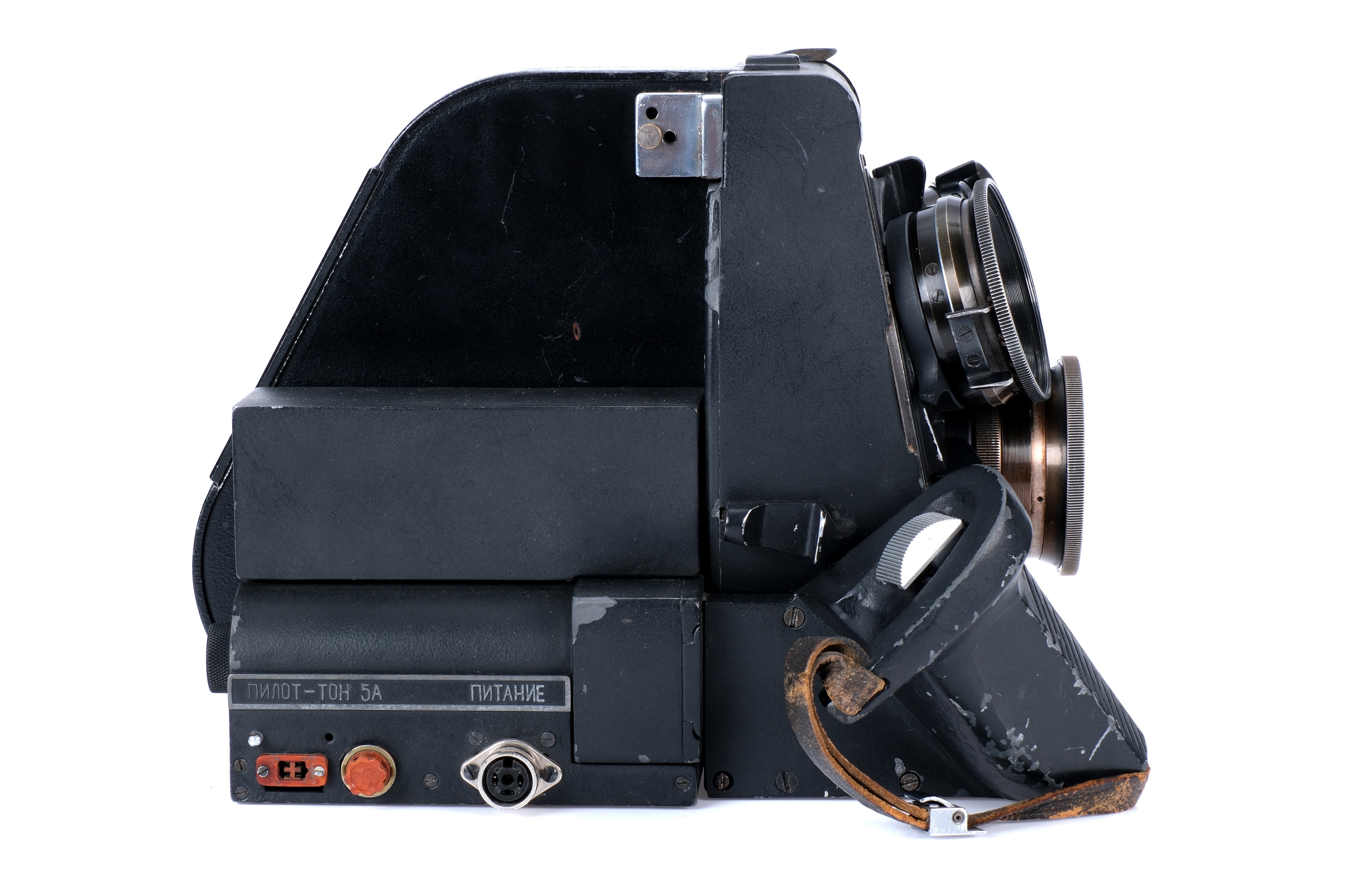 A Kinor 16 CX-M Motion Picture Camera, - Image 3 of 5