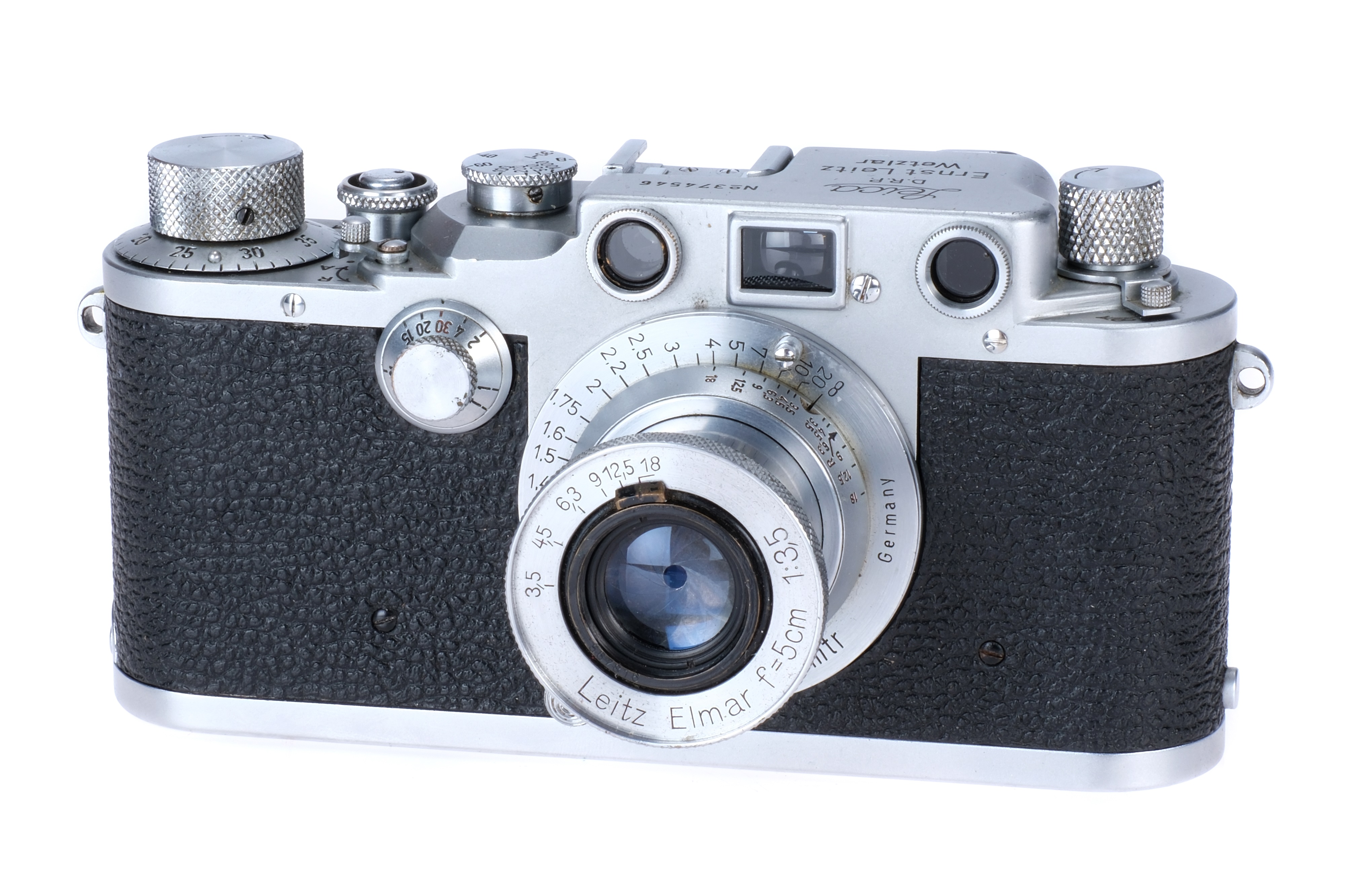 A Leica IIIc Rangefinder Camera,