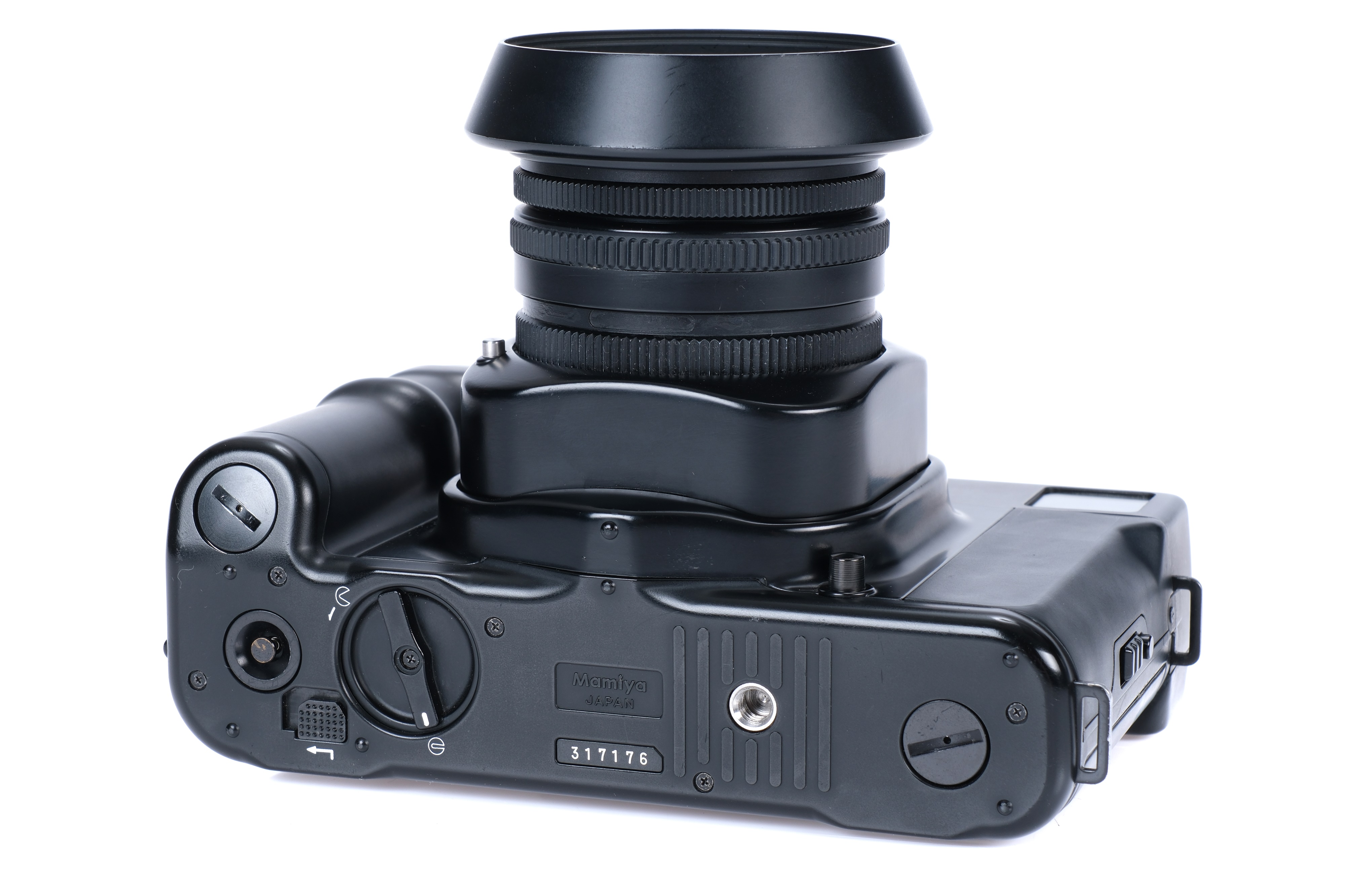 A Mamiya 6 MF Medium Format Rangefinder Camera Outfit, - Image 4 of 8