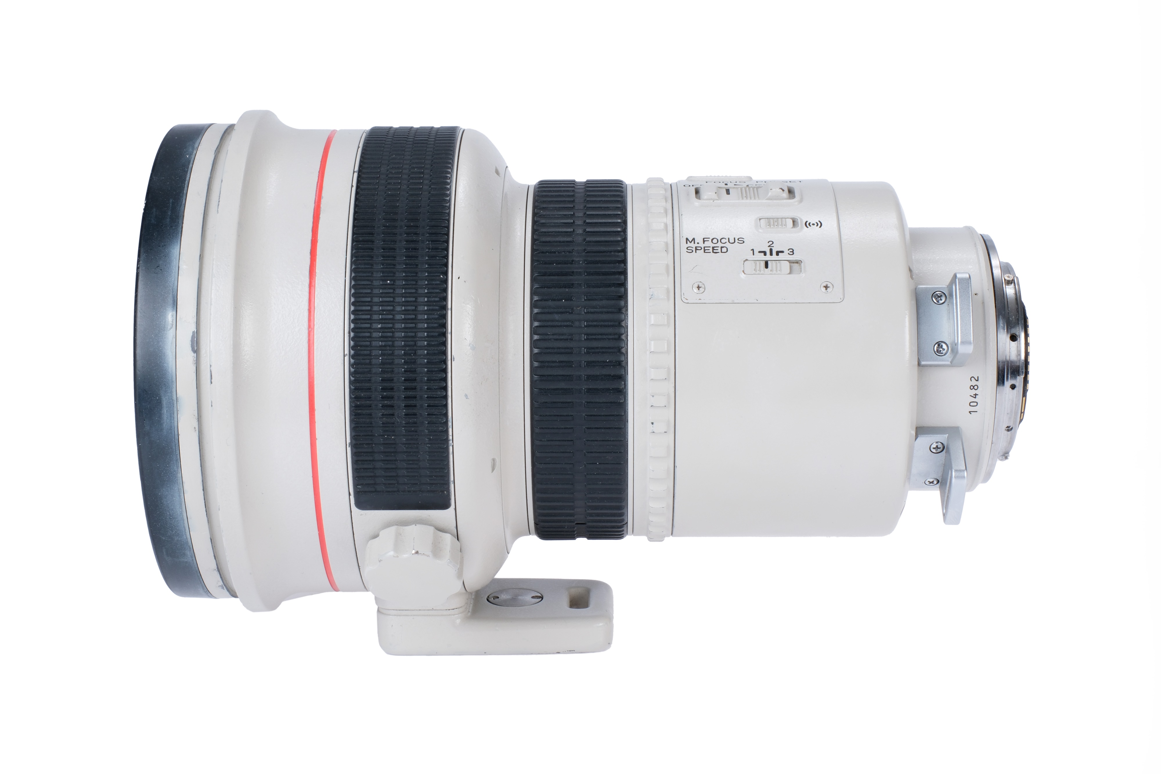 A Canon EF L f/1.8 200mm Lens, - Image 6 of 10