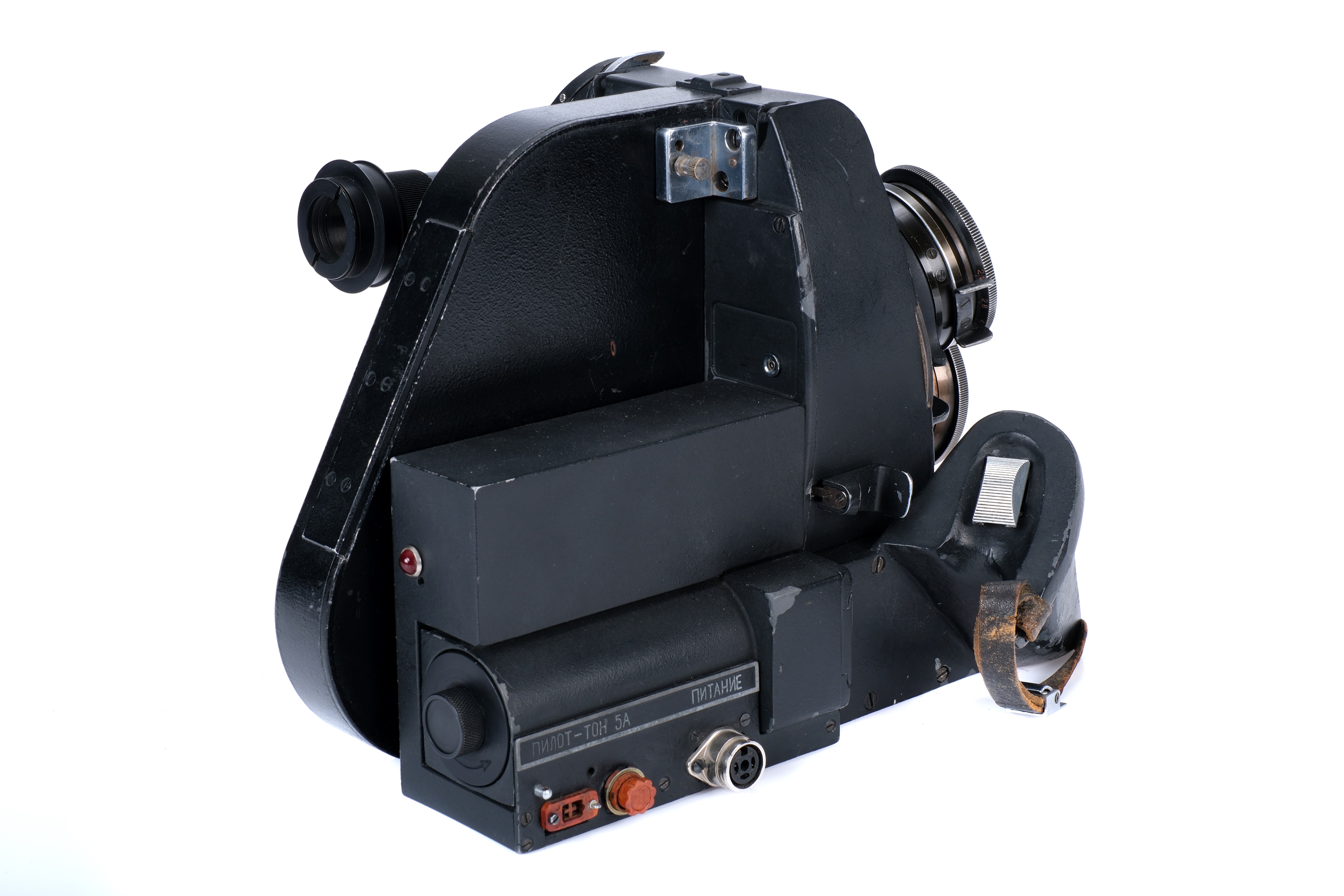 A Kinor 16 CX-M Motion Picture Camera, - Image 2 of 5
