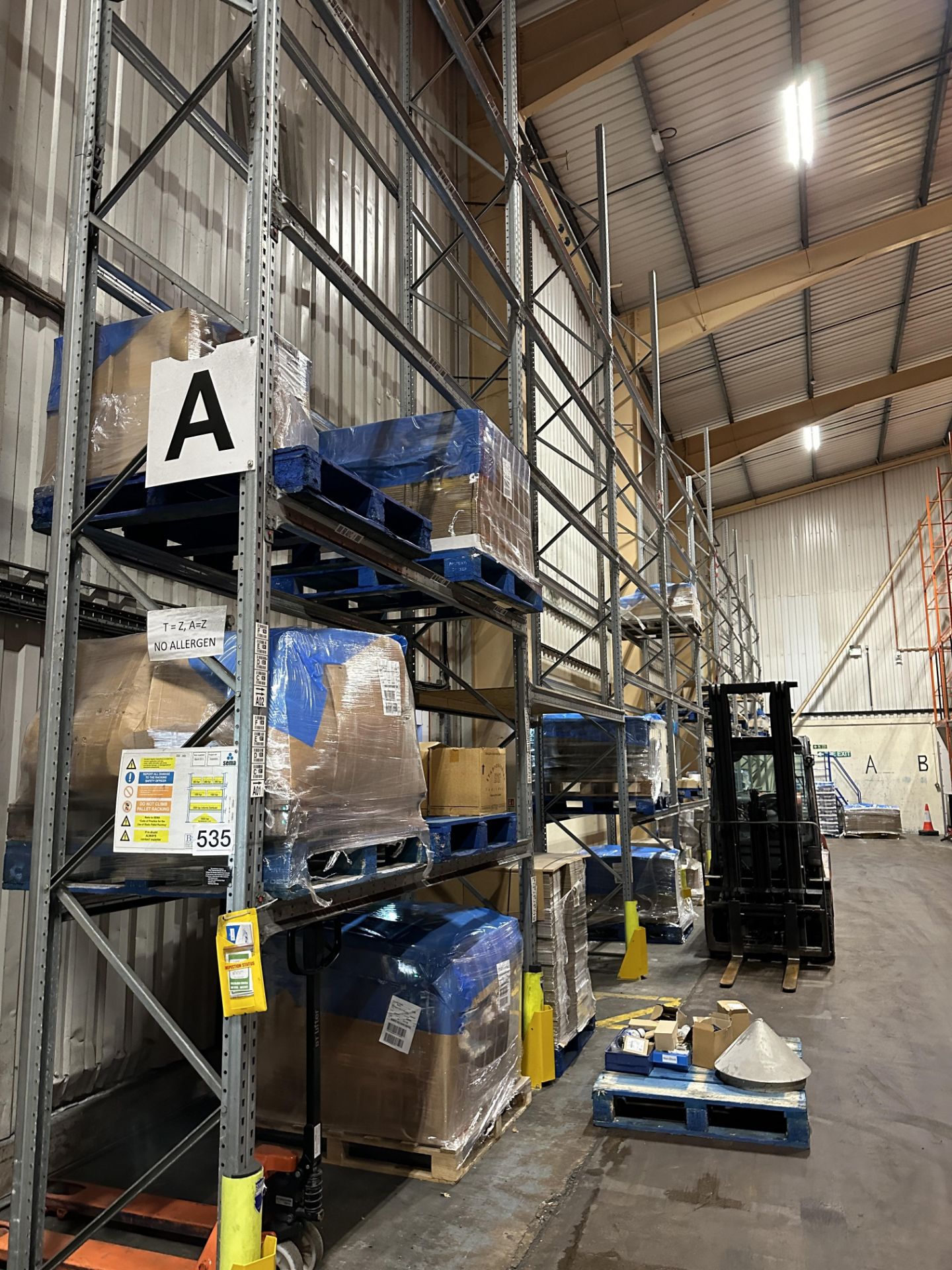 9 X BAYS OF PALLET RACKING.