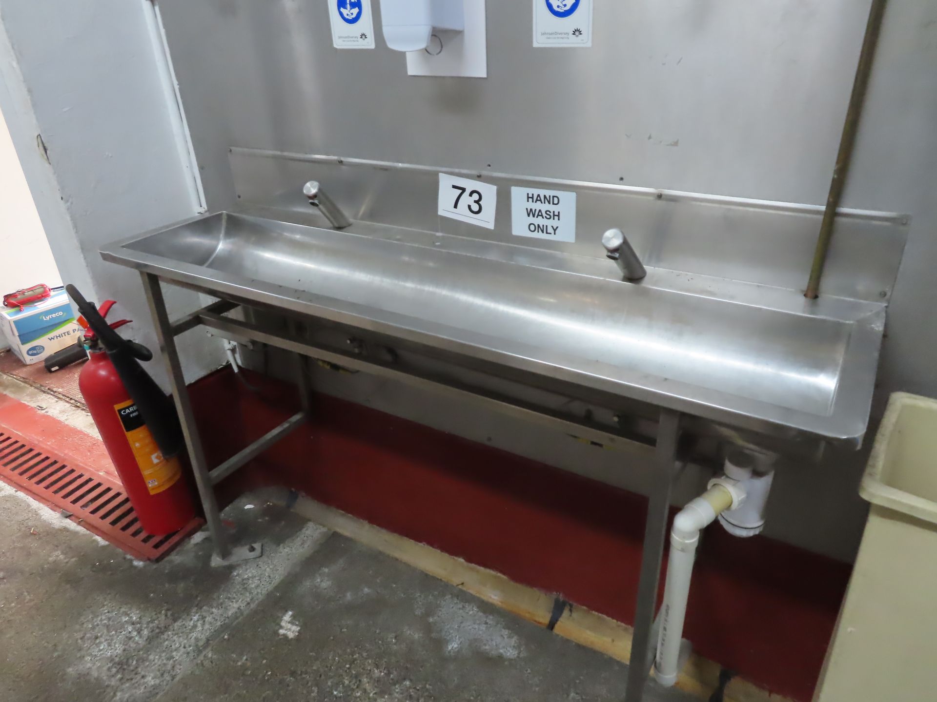 FULLY AUTOMATIC 2-PERSONNEL SINK. - Image 2 of 2